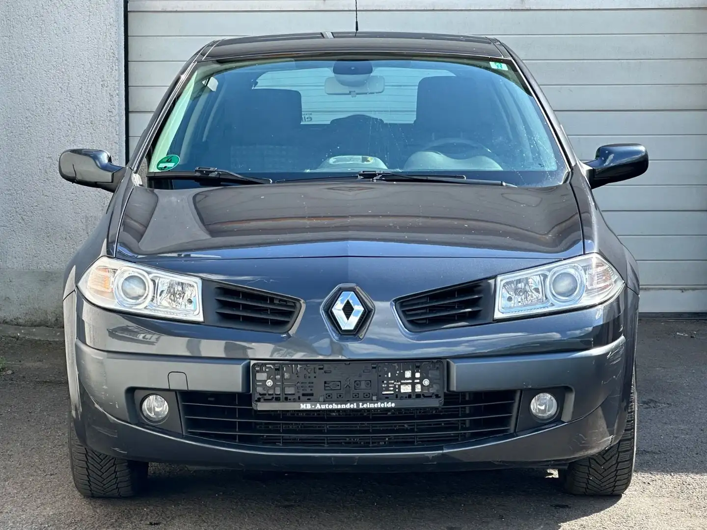 Renault Megane II Lim. 5-trg. Avantage*KLIMA*2.HAND*TÜV Grigio - 2