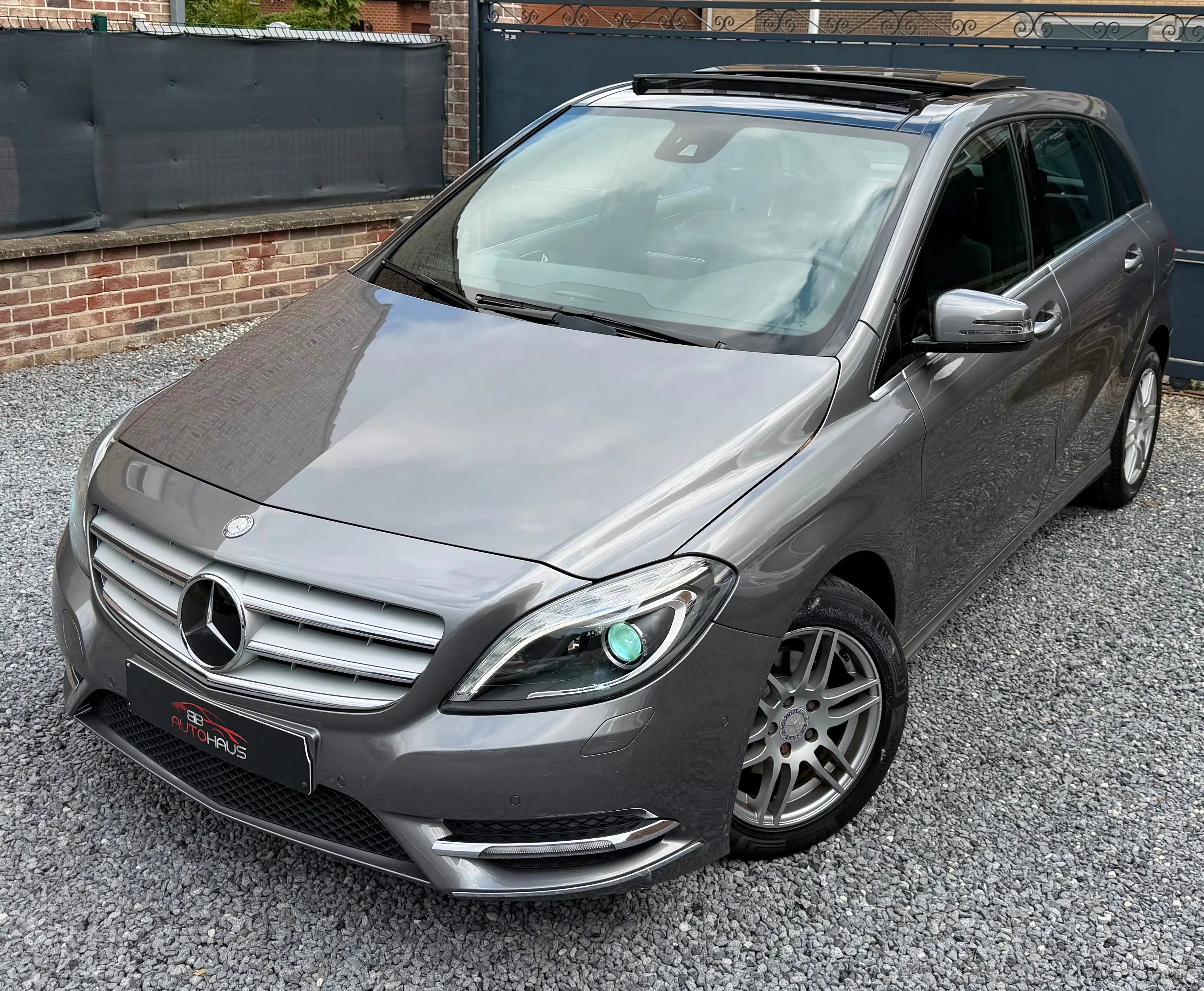 Mercedes-Benz B 180 B 180 *Panoramique*1An-Garantie*