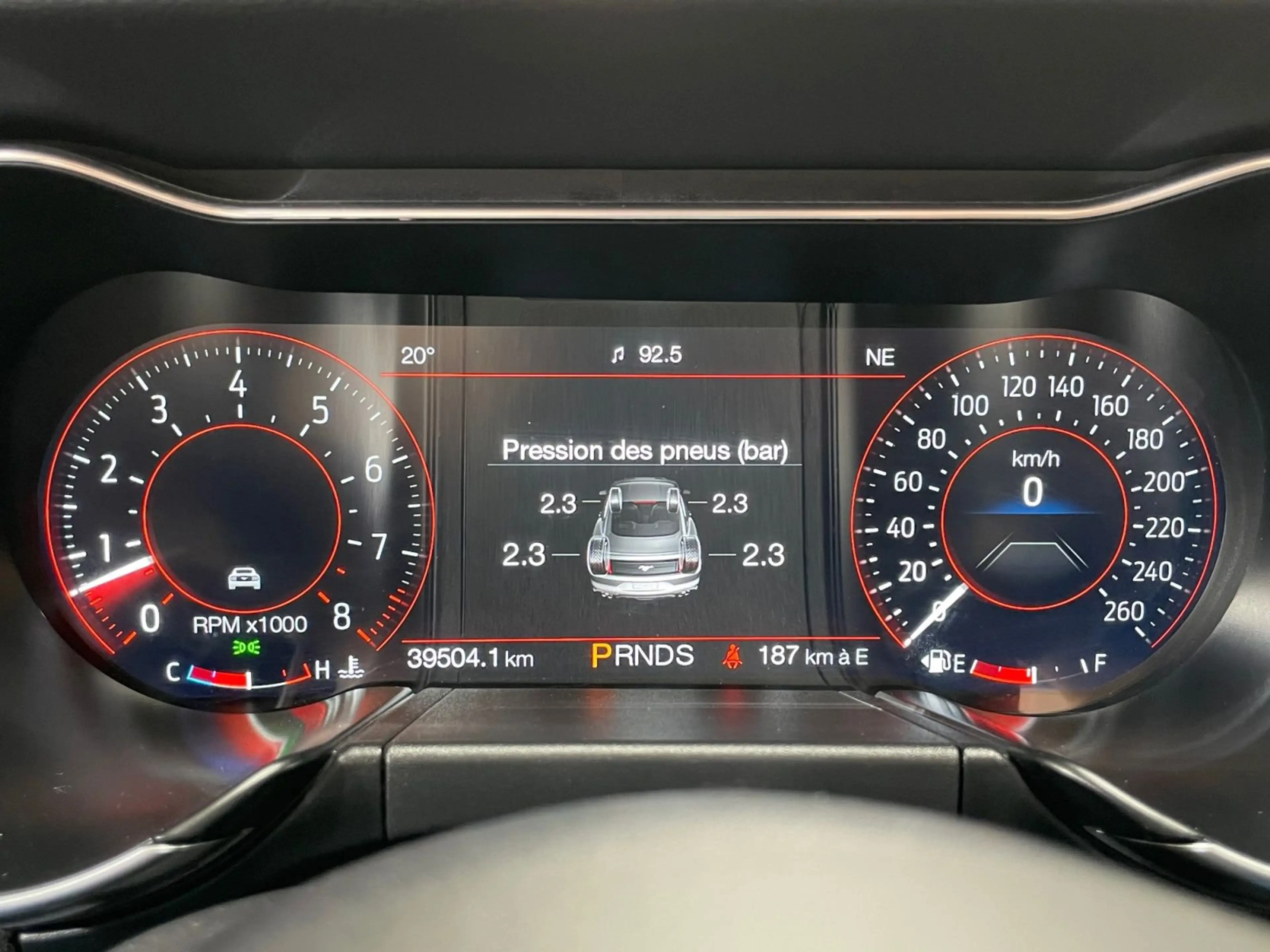 Ford Mustang 5.0L V8 446CV GT AUTO — photo 8