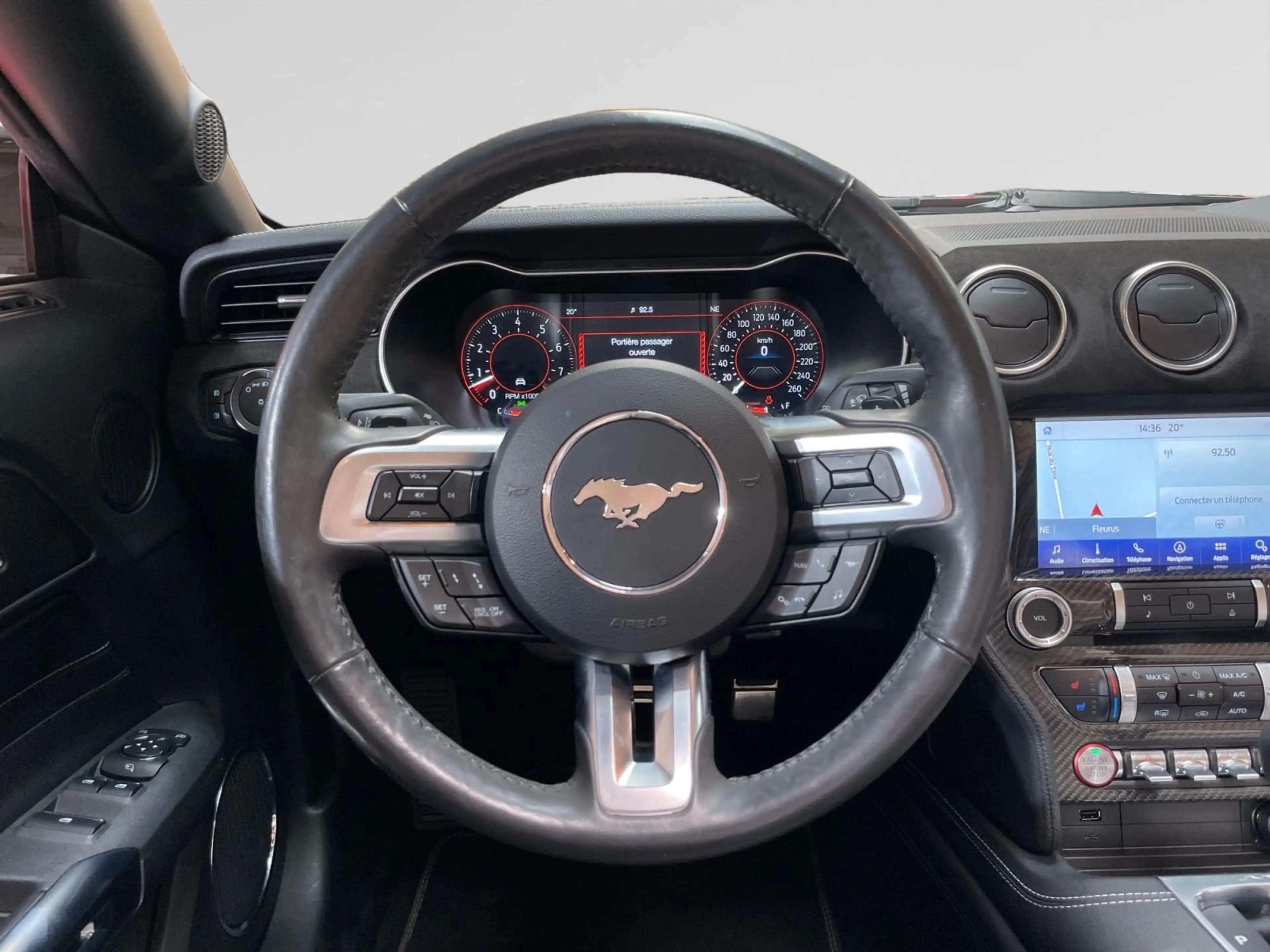 Ford Mustang 5.0L V8 446CV GT AUTO — photo 9