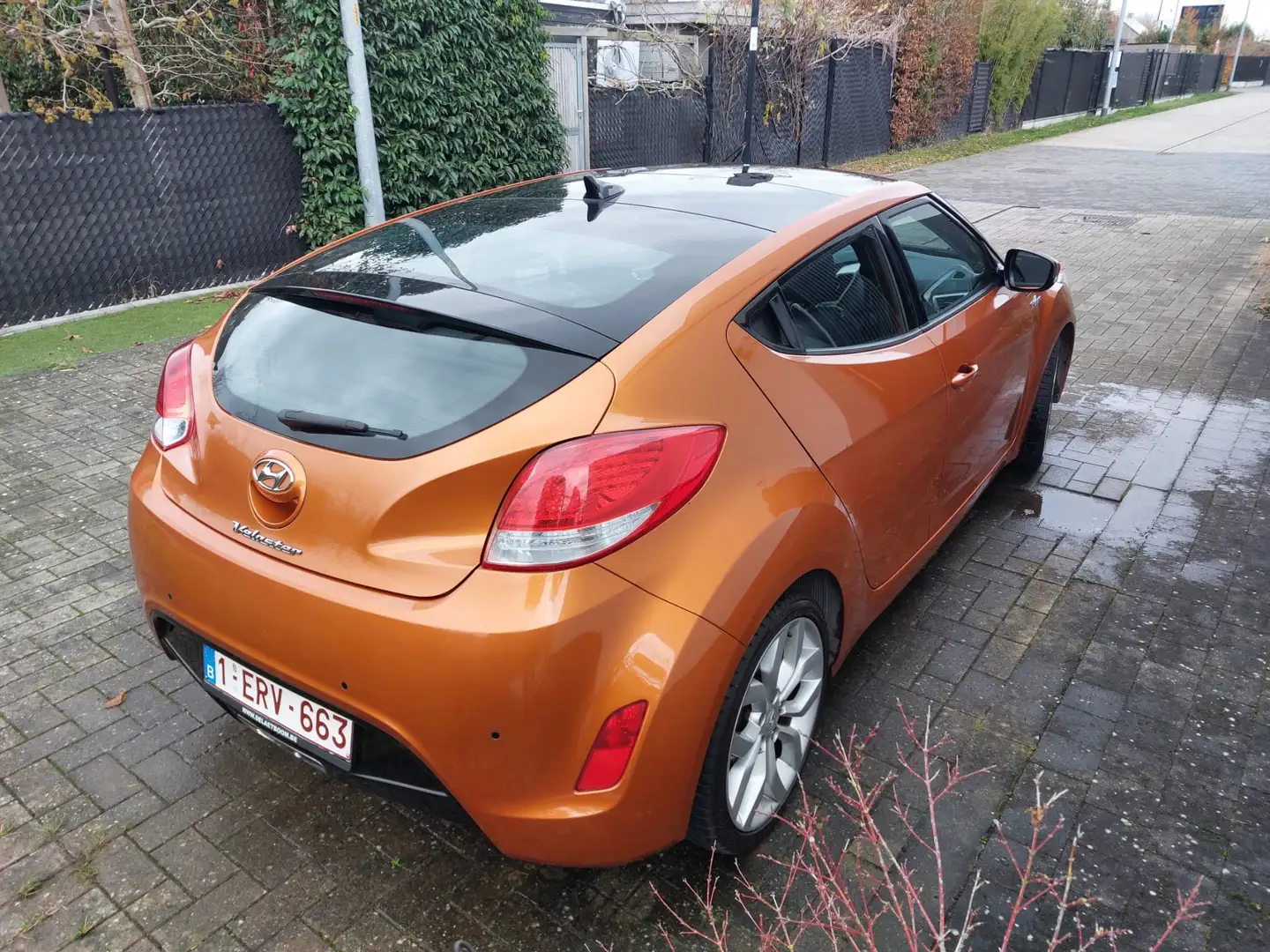 Hyundai VELOSTER 1.6 blue Premium - 2