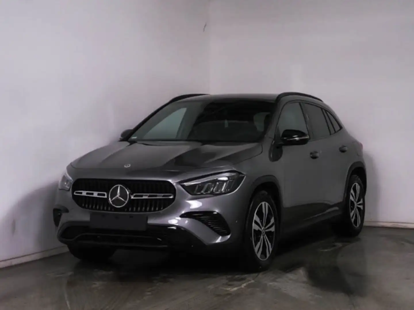 Mercedes-Benz GLA 220 4Matic Progressive Line Advanced Night AHK Grau - 2