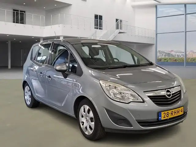 Opel Meriva view 2