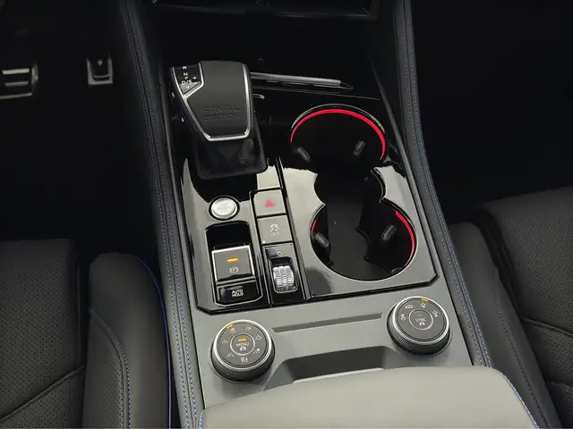 Volkswagen Touareg view 12