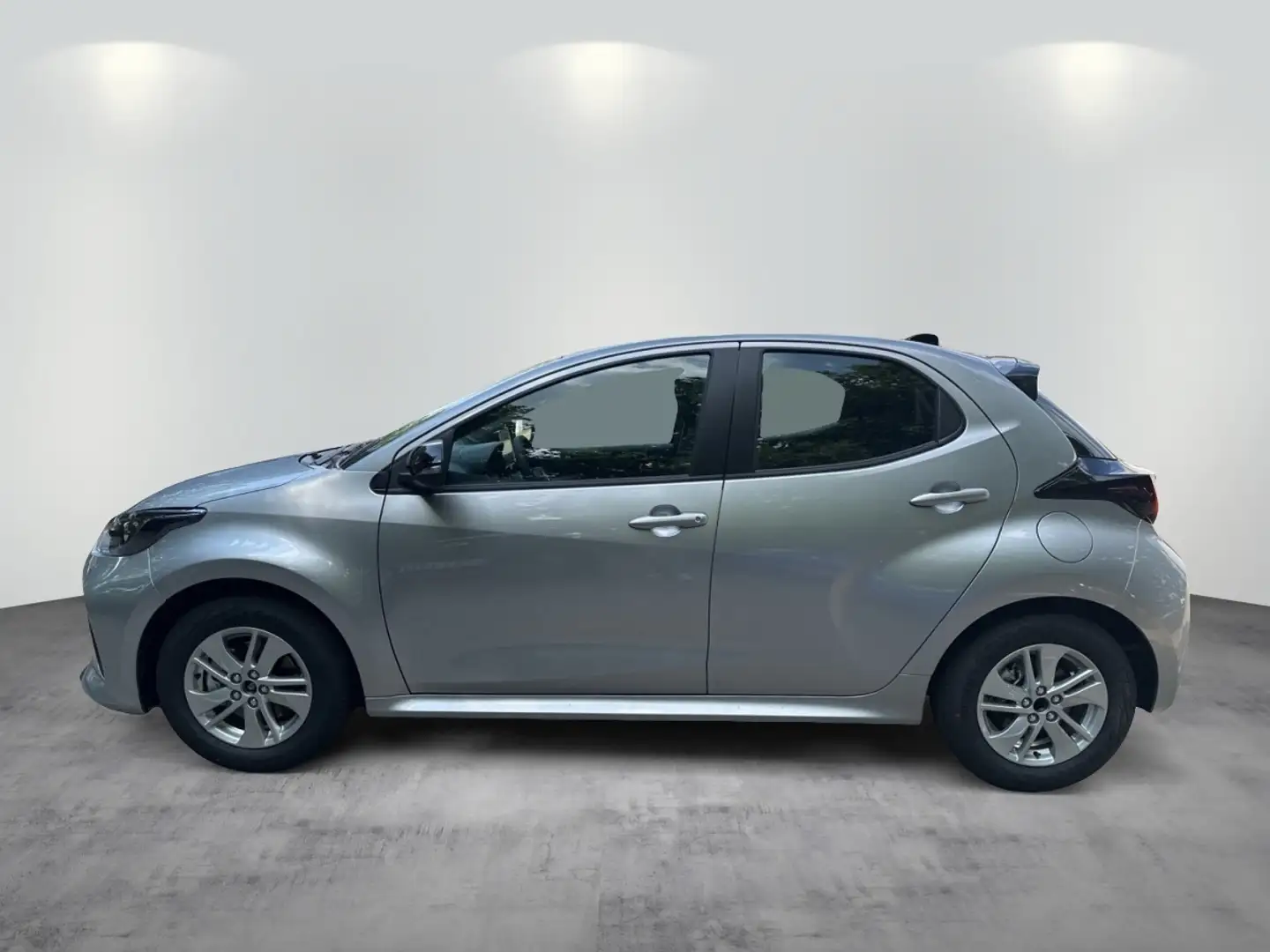 Mazda 2 Hybrid 1.5L Hybrid VVT-i 116 - 2