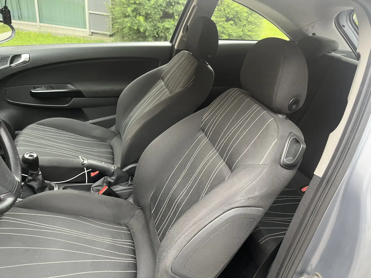 Opel Corsa - 2