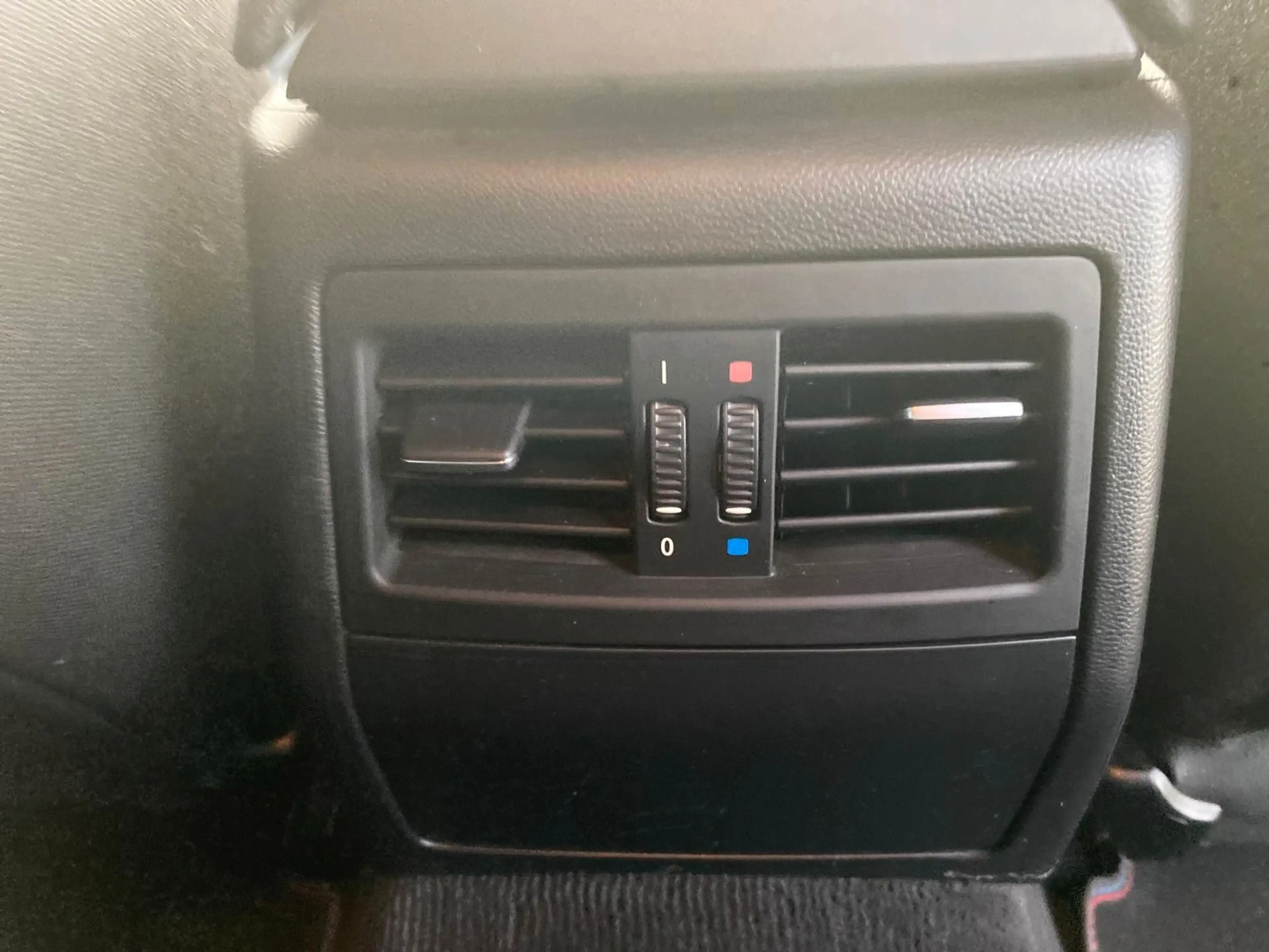 BMW 318 /M Paket/Auto/Navi/Insp&Tüv Neu — photo 11