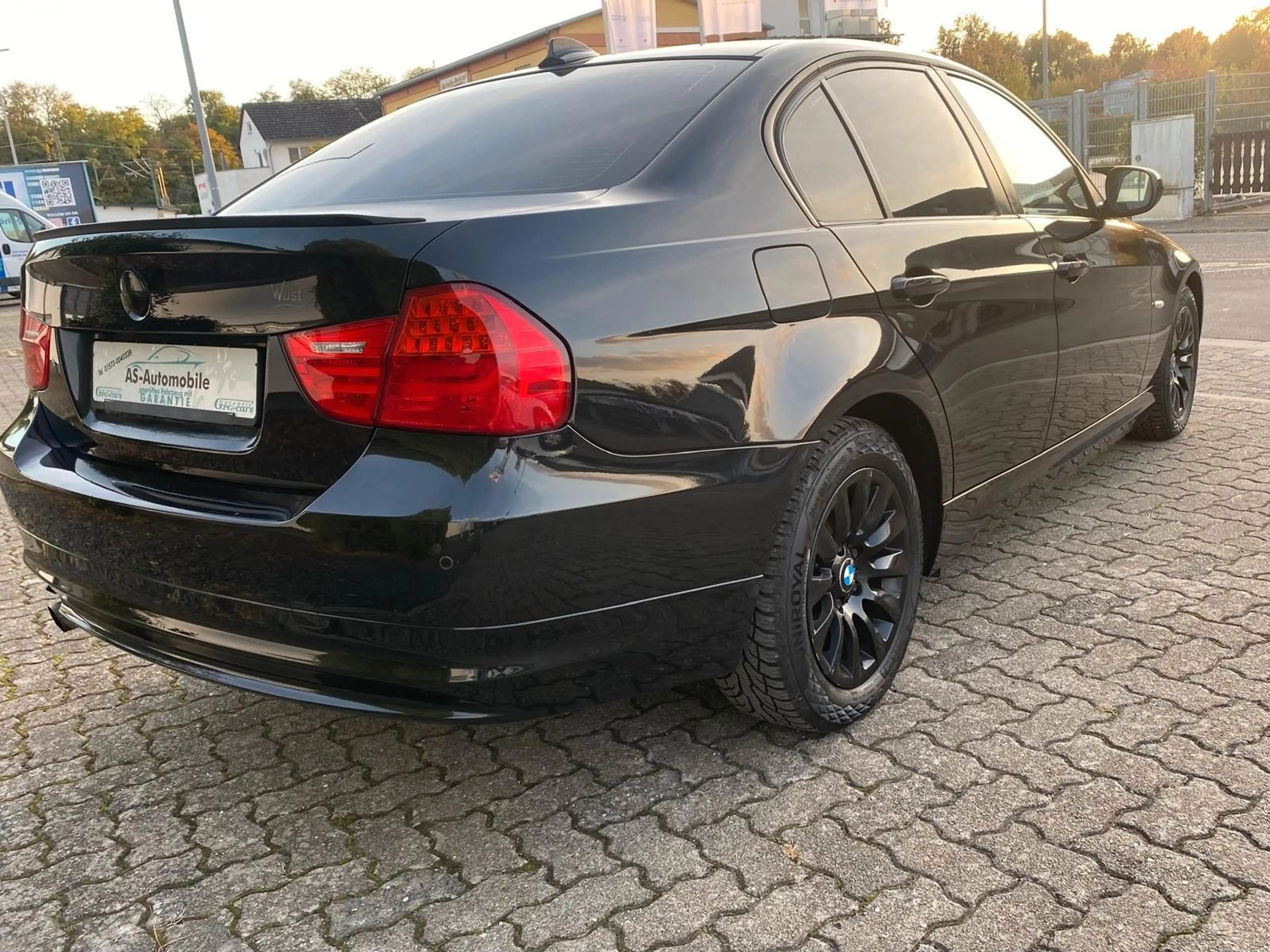 BMW 318 /M Paket/Auto/Navi/Insp&Tüv Neu — photo 6