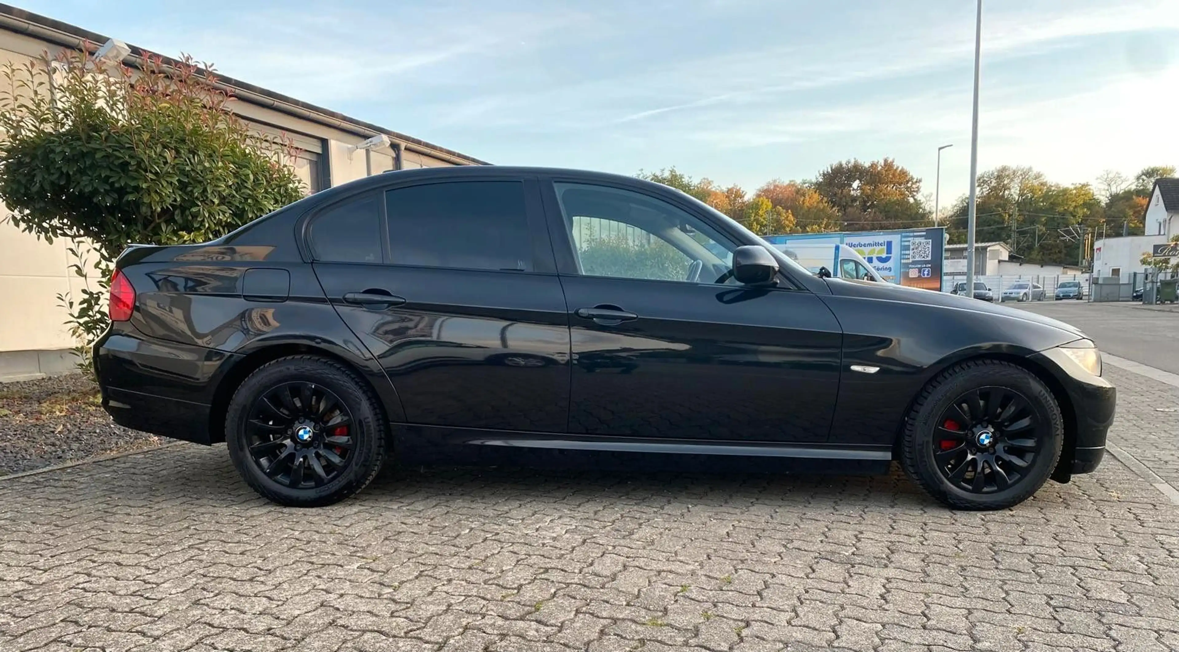 BMW 318 /M Paket/Auto/Navi/Insp&Tüv Neu — photo 5