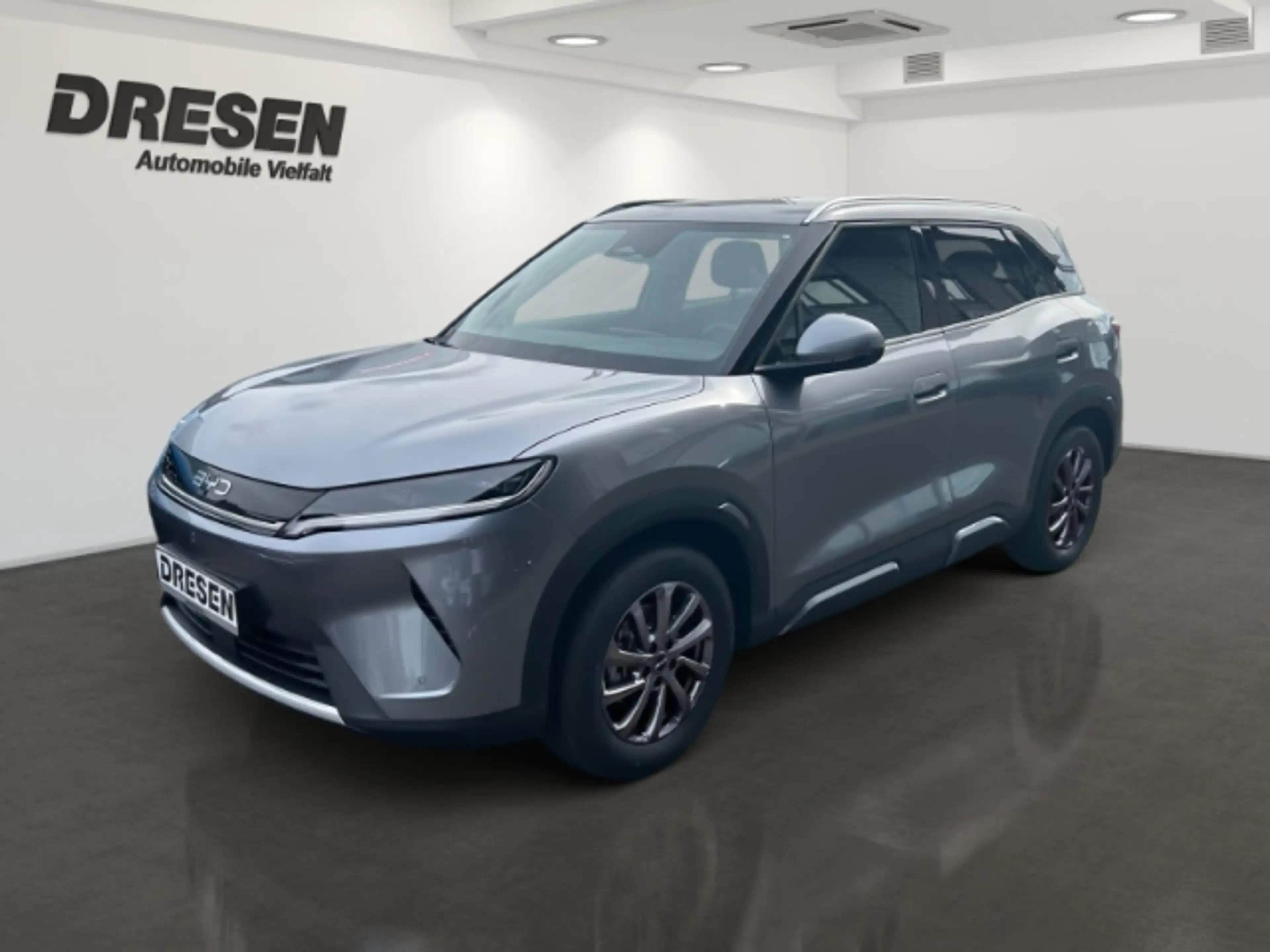 BYD Atto 2 DM-i 1.5 Boost 360 Grad/Navi/Panorama/Sitzheizung/ — photo 2