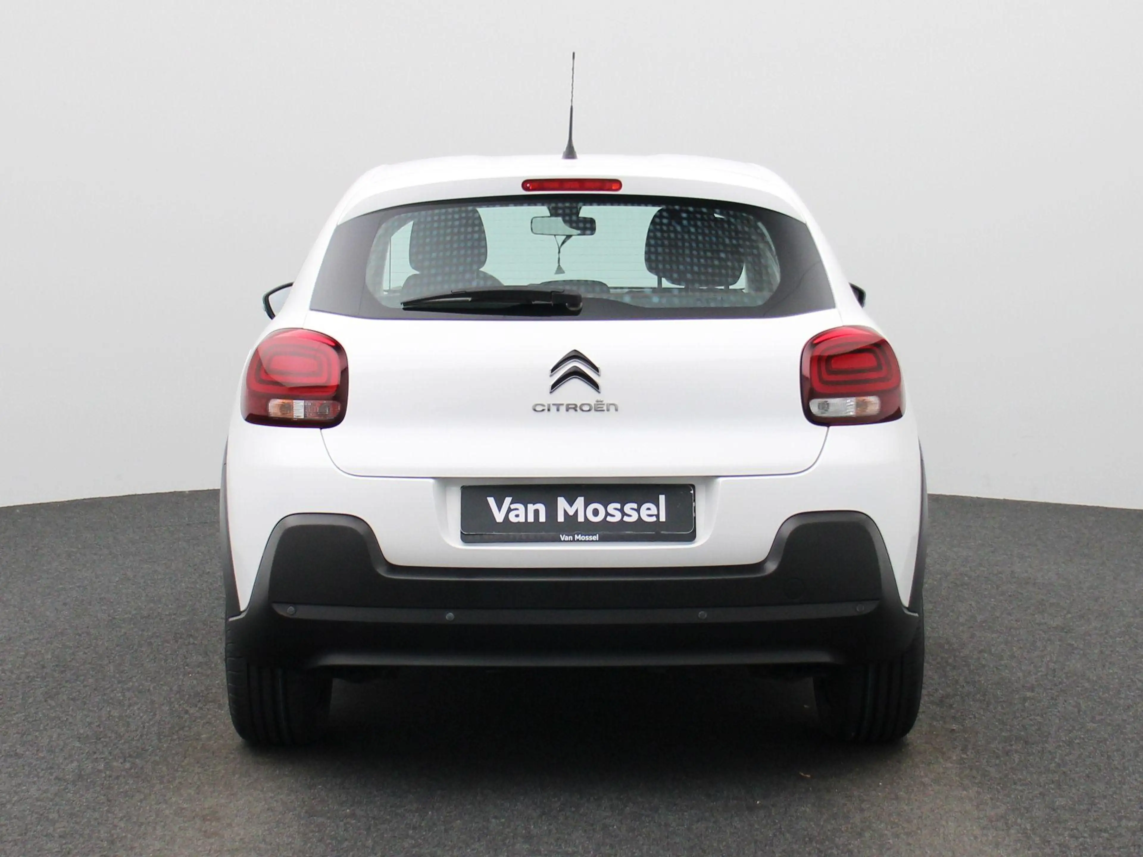 Citroen C3 1.2 PureTech 83 S&S MAN Feel — photo 5