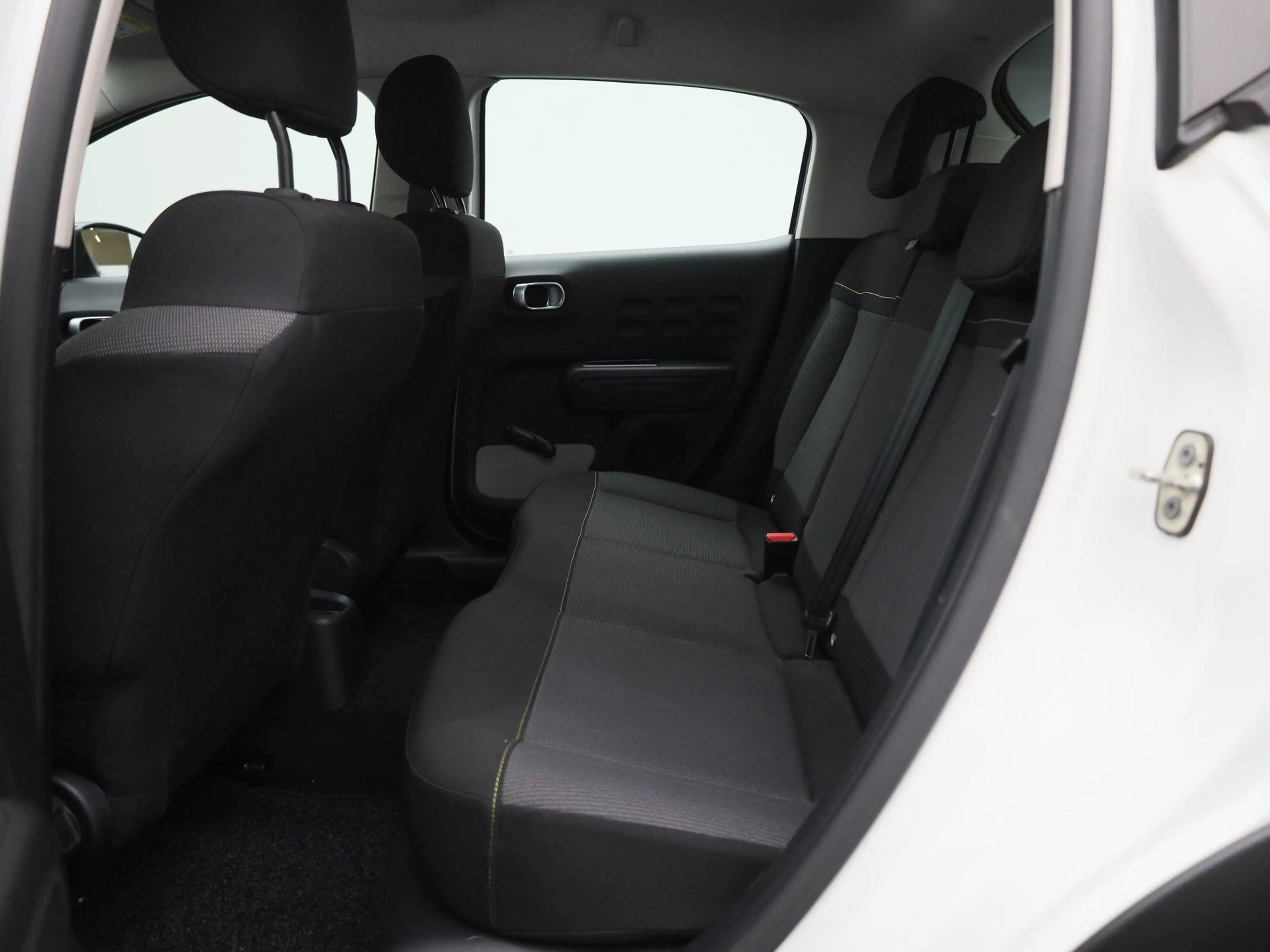 Citroen C3 1.2 PureTech 83 S&S MAN Feel — photo 12