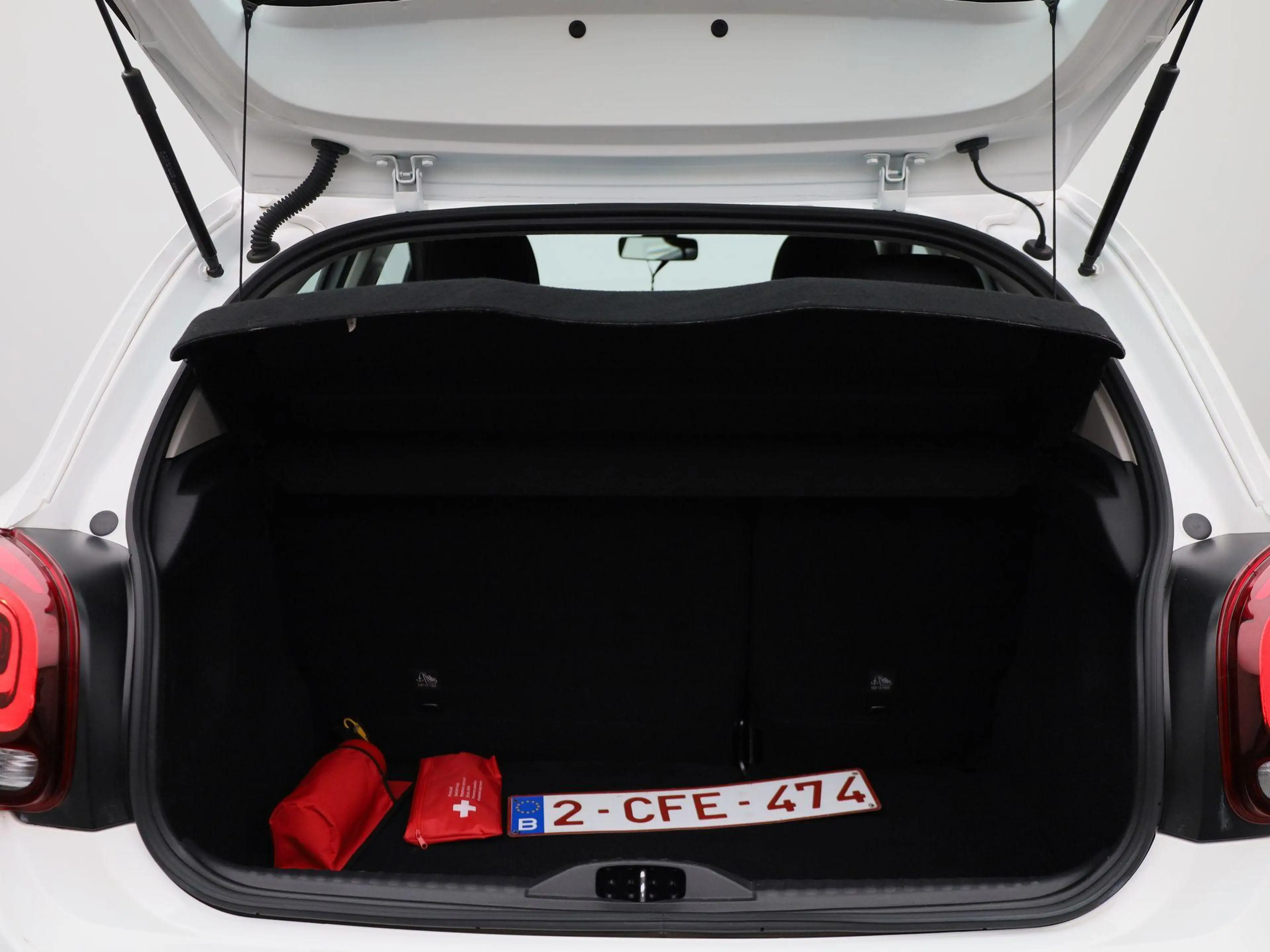Citroen C3 1.2 PureTech 83 S&S MAN Feel — photo 14
