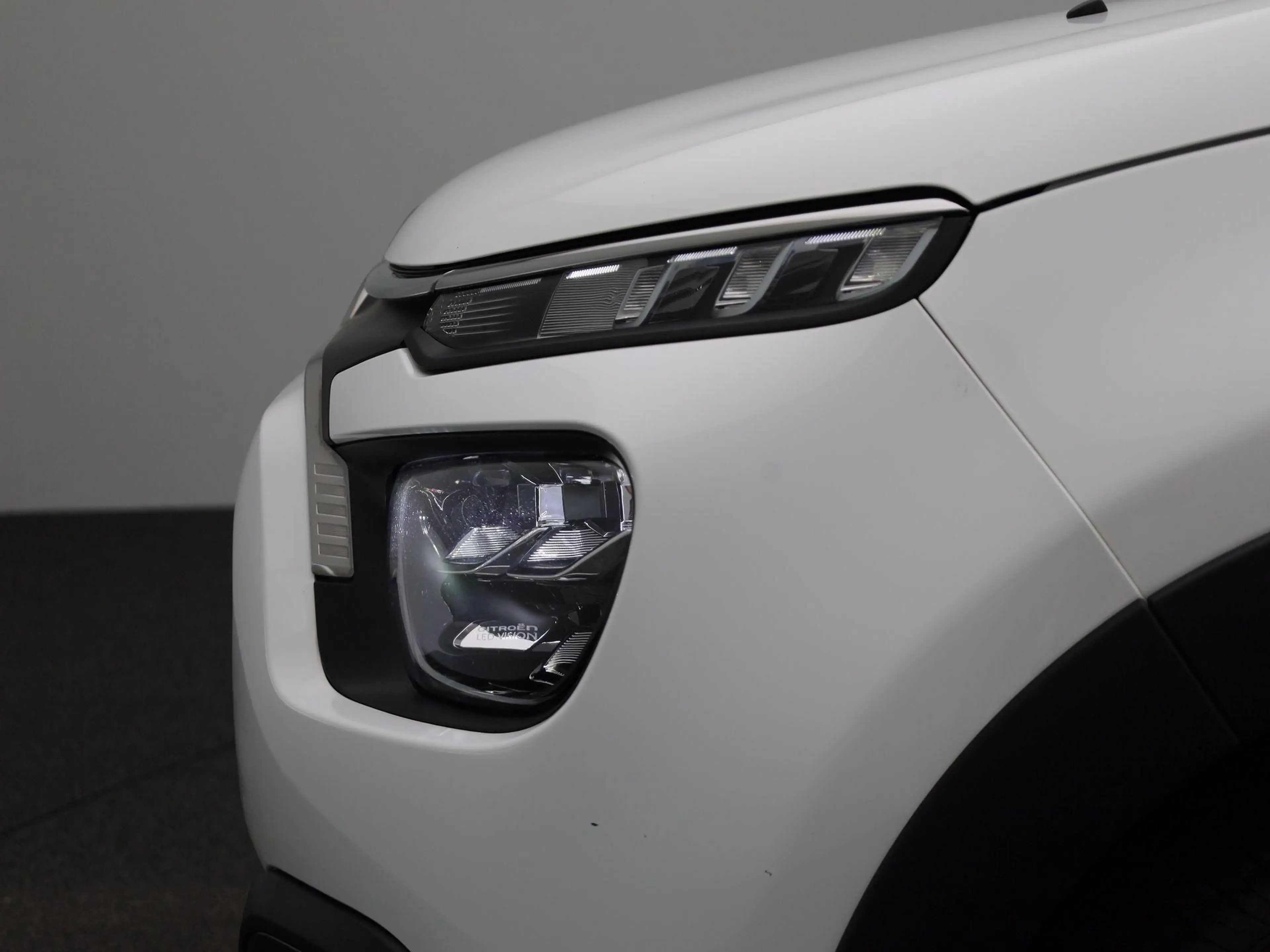 Citroen C3 1.2 PureTech 83 S&S MAN Feel — photo 15