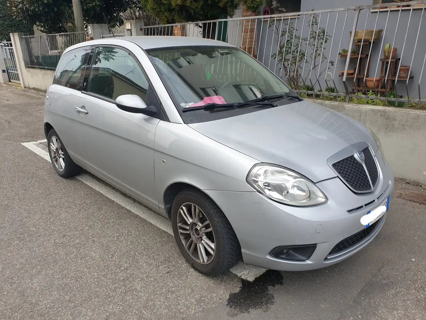 Lancia Ypsilon 1.2 8v Argento - 1