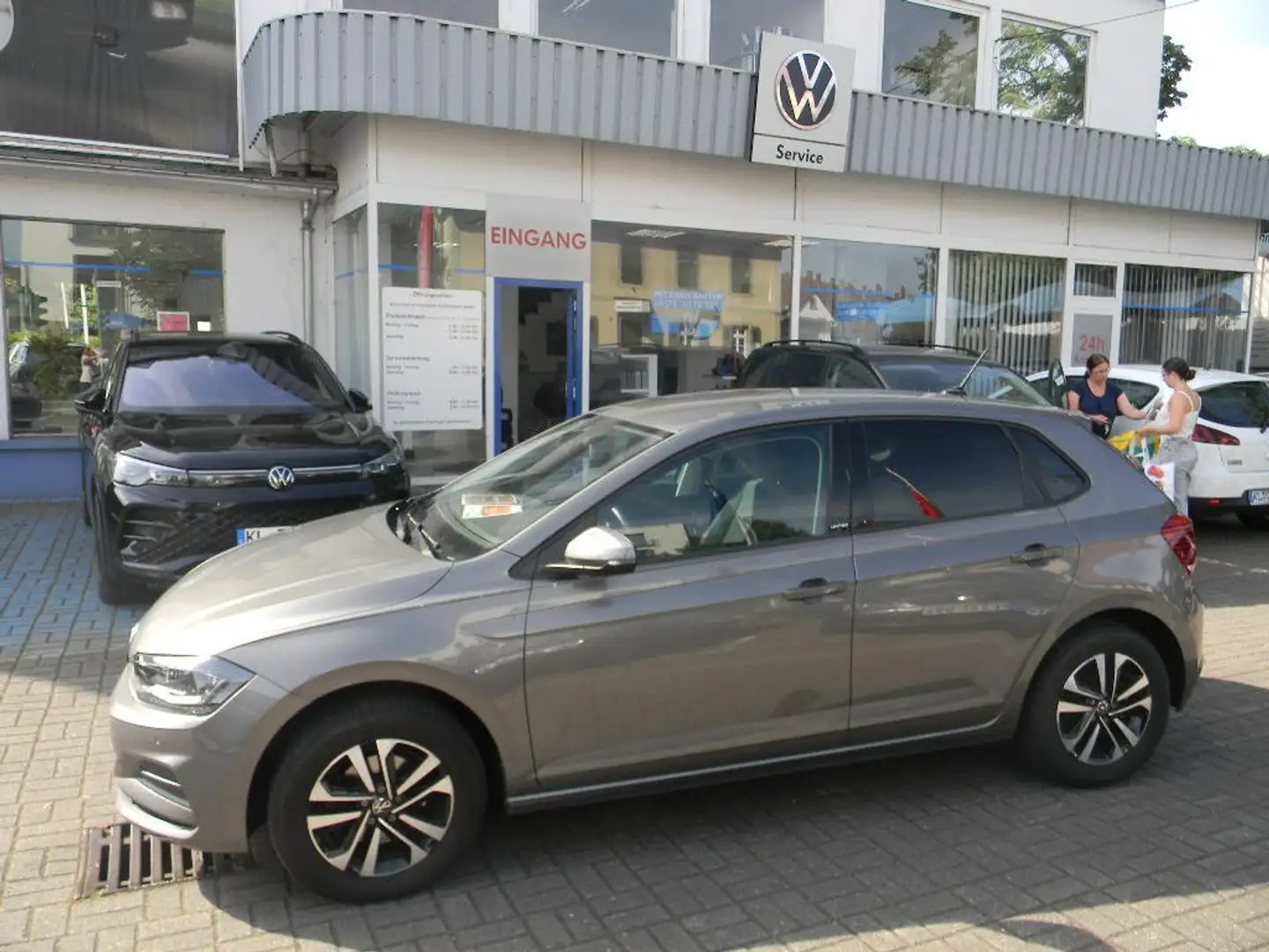 Volkswagen Polo VI United 1,0 TSI 7 GANG DSG Kamera Grijs - 2