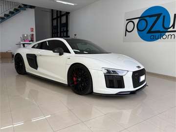 5.2 FSI V10 plus quattro S Tronic