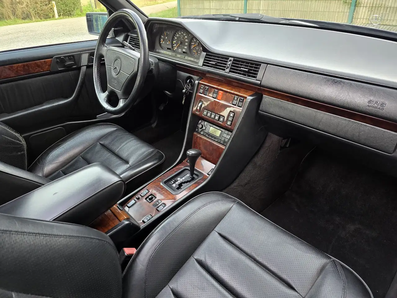 Mercedes-Benz E 500 V8 (326ch) AUT. 1992 237.910km FULL OPTIONS !!, foto 11