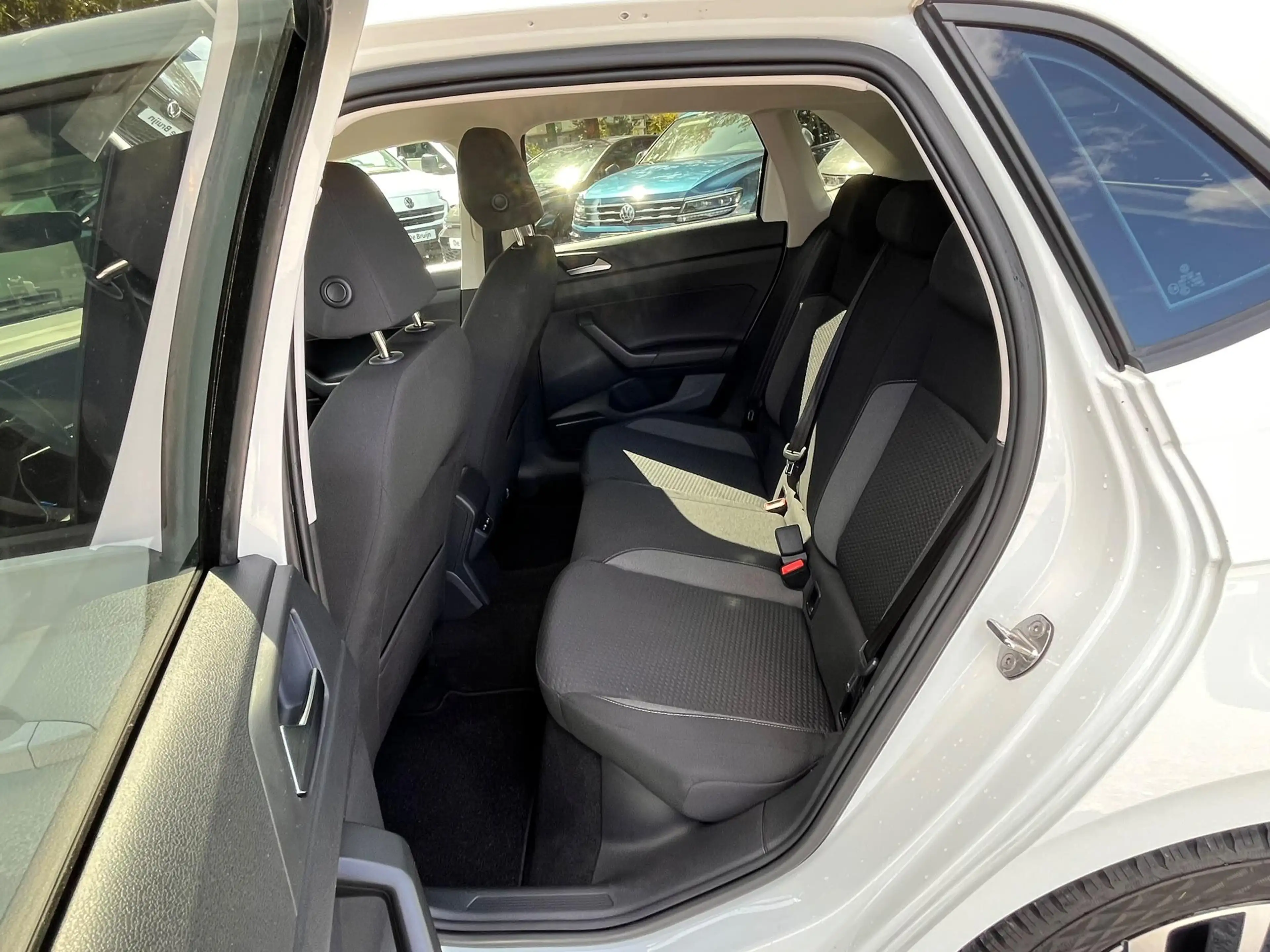 Volkswagen Polo 1.0 TSI Life Business (Clima,Navi,Pdc,LM,Virtual) — photo 7