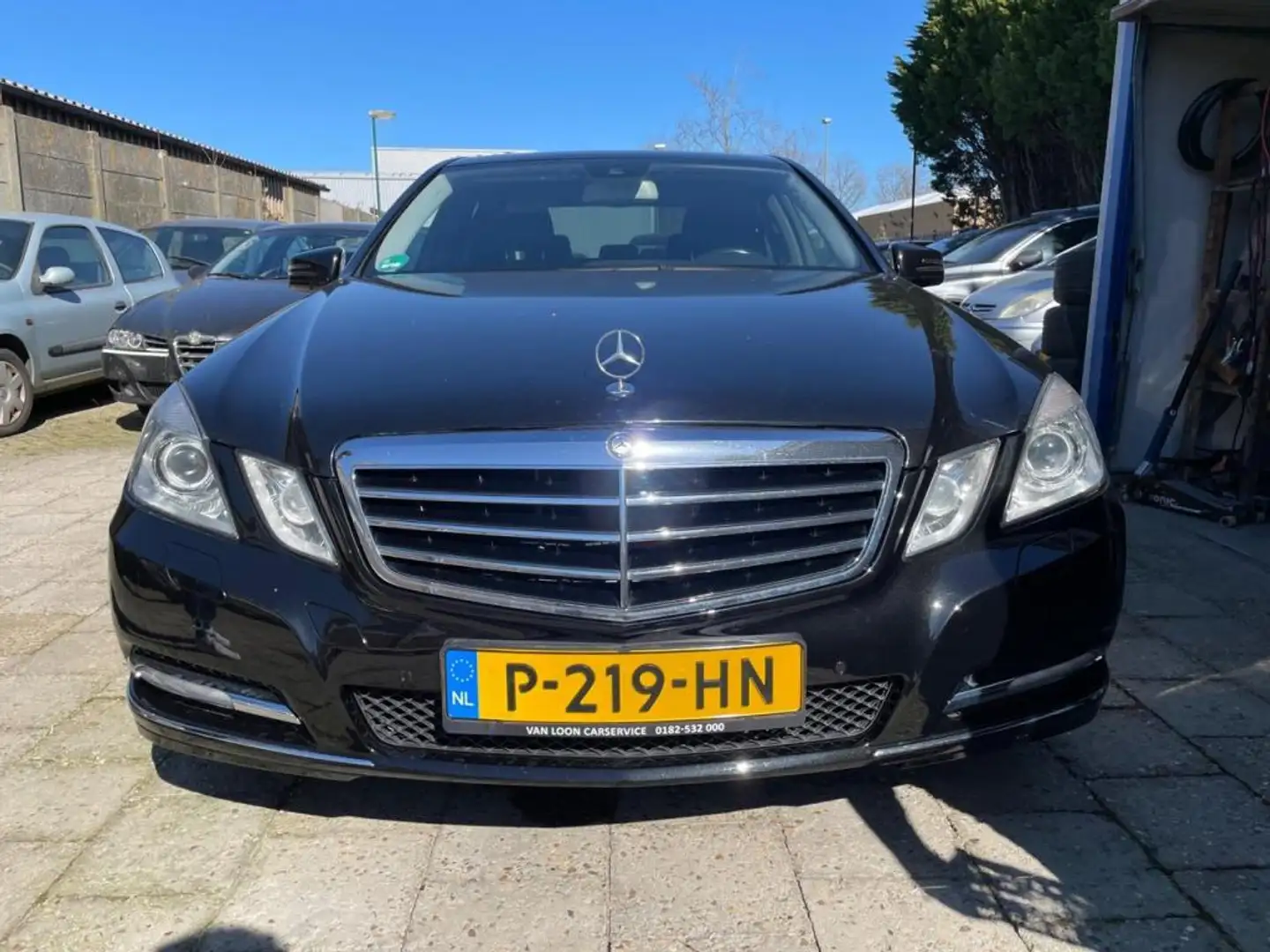 Mercedes-Benz E 250 CDI Business Class Avantgarde Zwart - 2