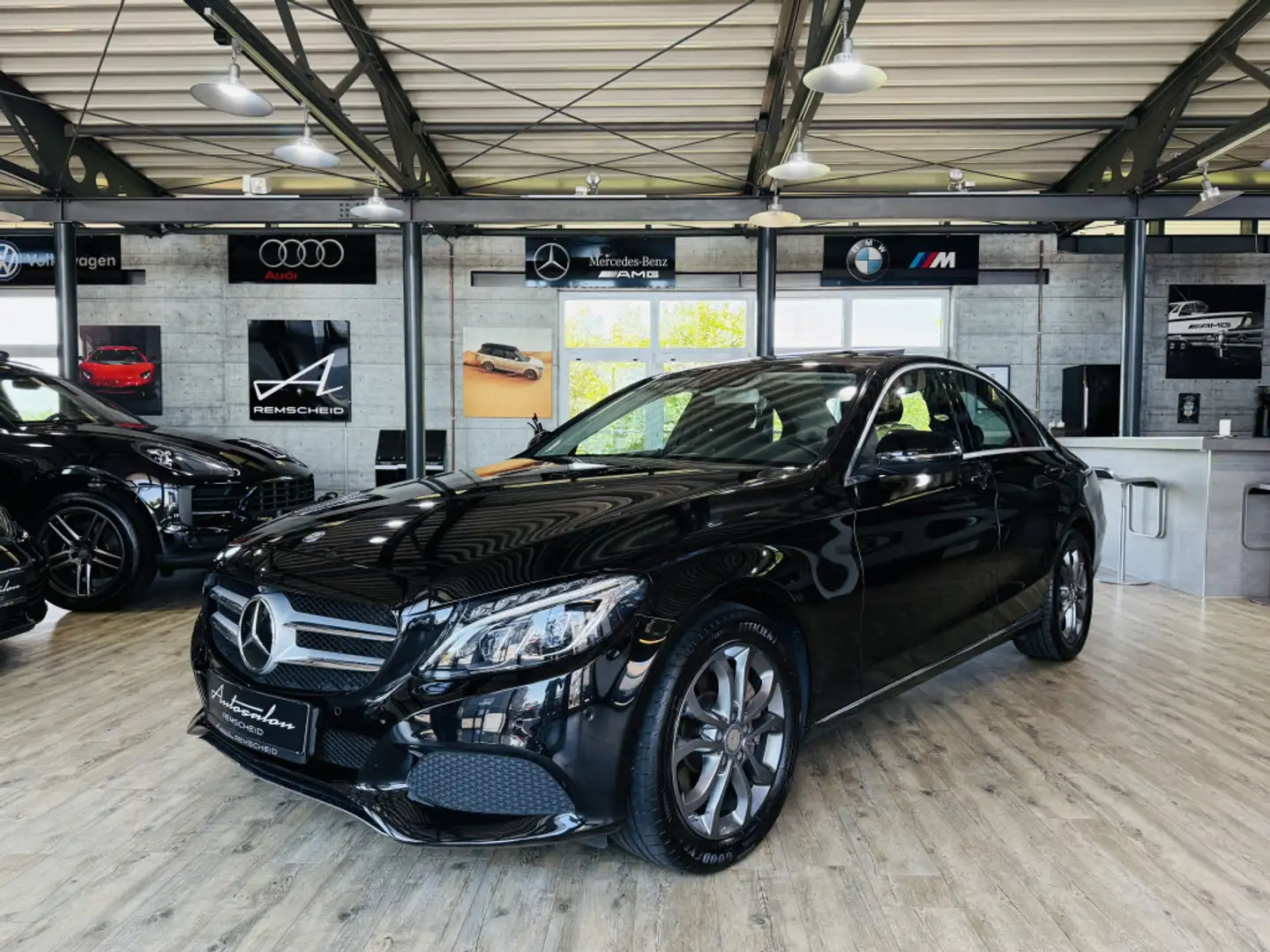 Mercedes-Benz C 250 Avantgarde BlueTec  d*SHD*360°KAM*LED*NAVI Noir - 1