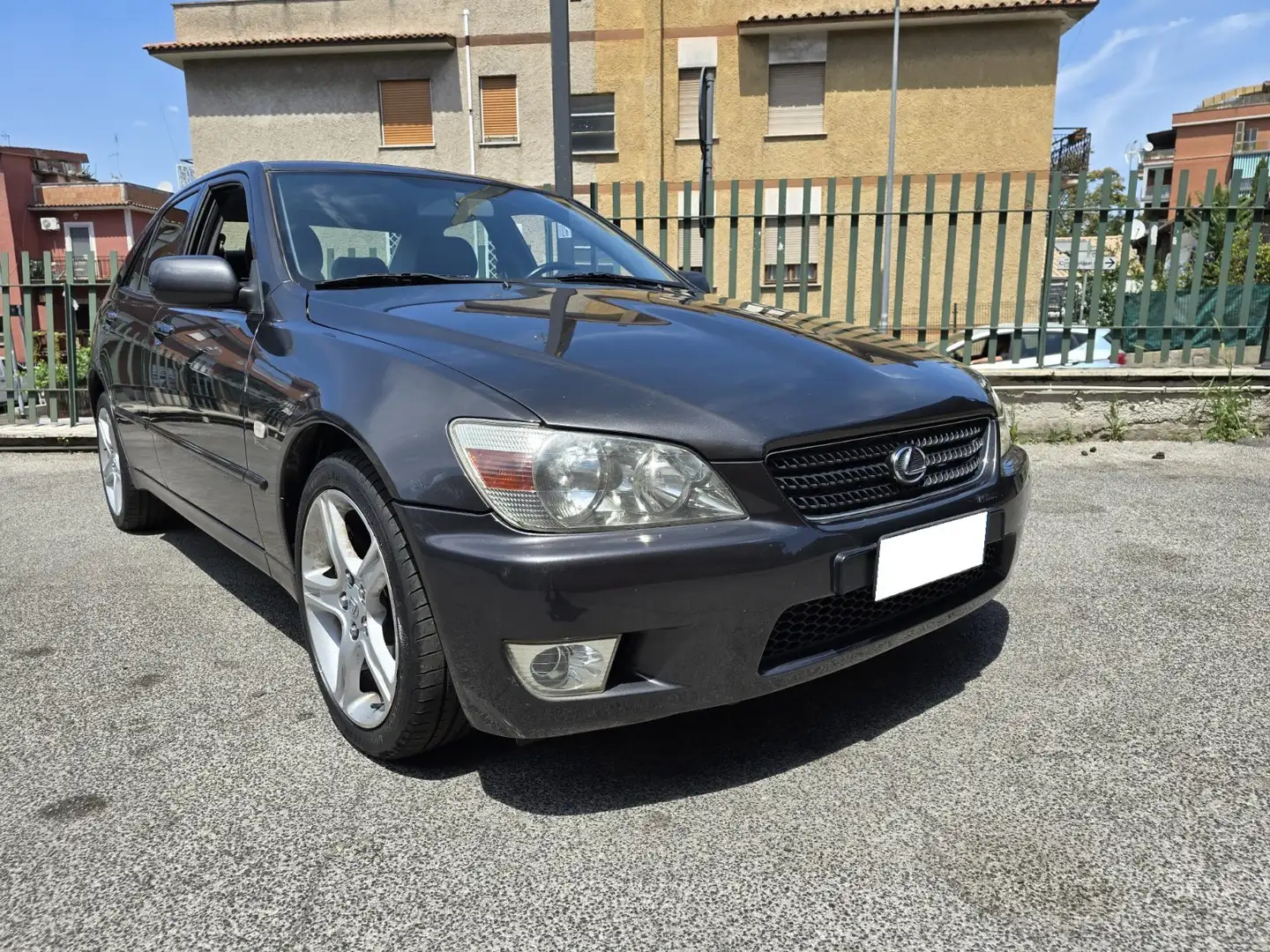 Lexus IS 200 2.0 c/pelle - 1