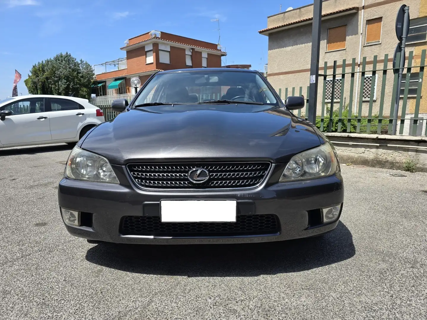 Lexus IS 200 2.0 c/pelle - 2