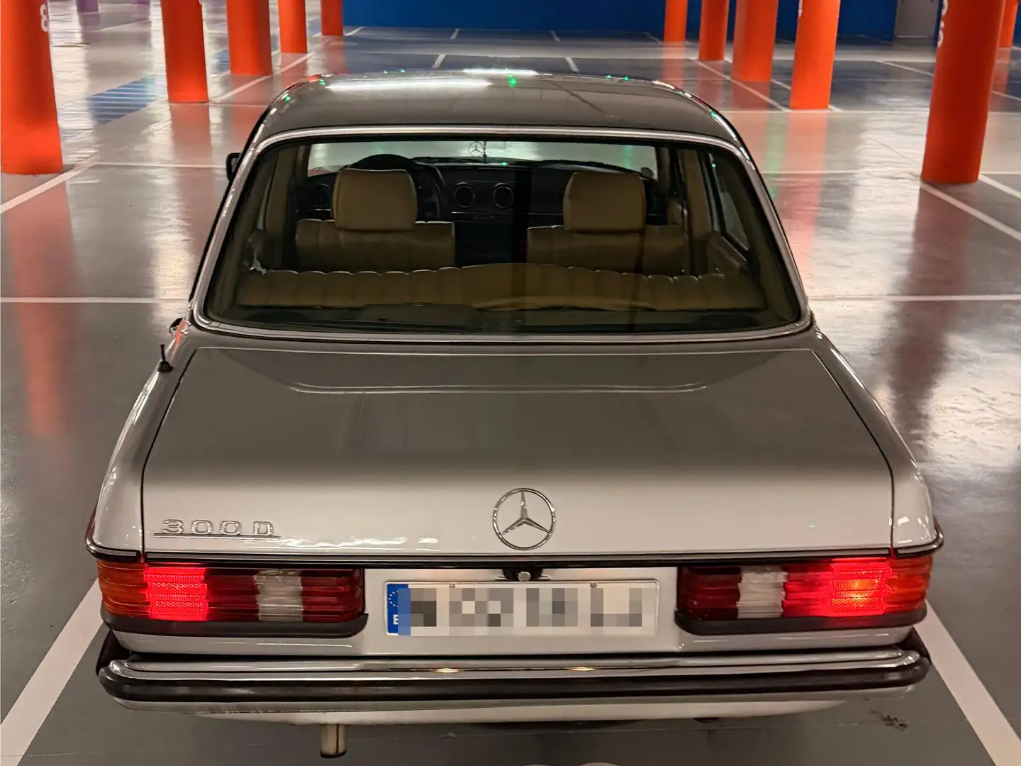 Mercedes-Benz 300 300D 4Matic Plateado - 2
