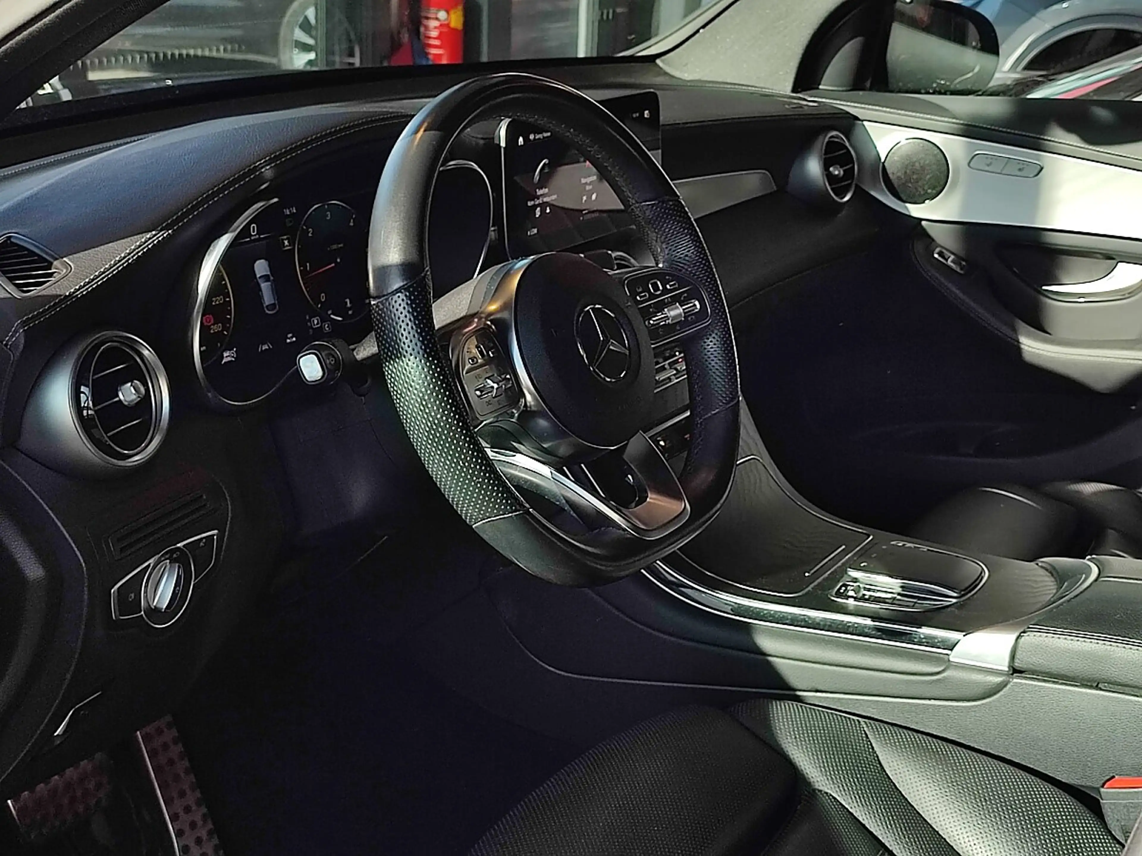 Mercedes-Benz GLC 220 d MHEV 4MATIC Aut. — photo 8