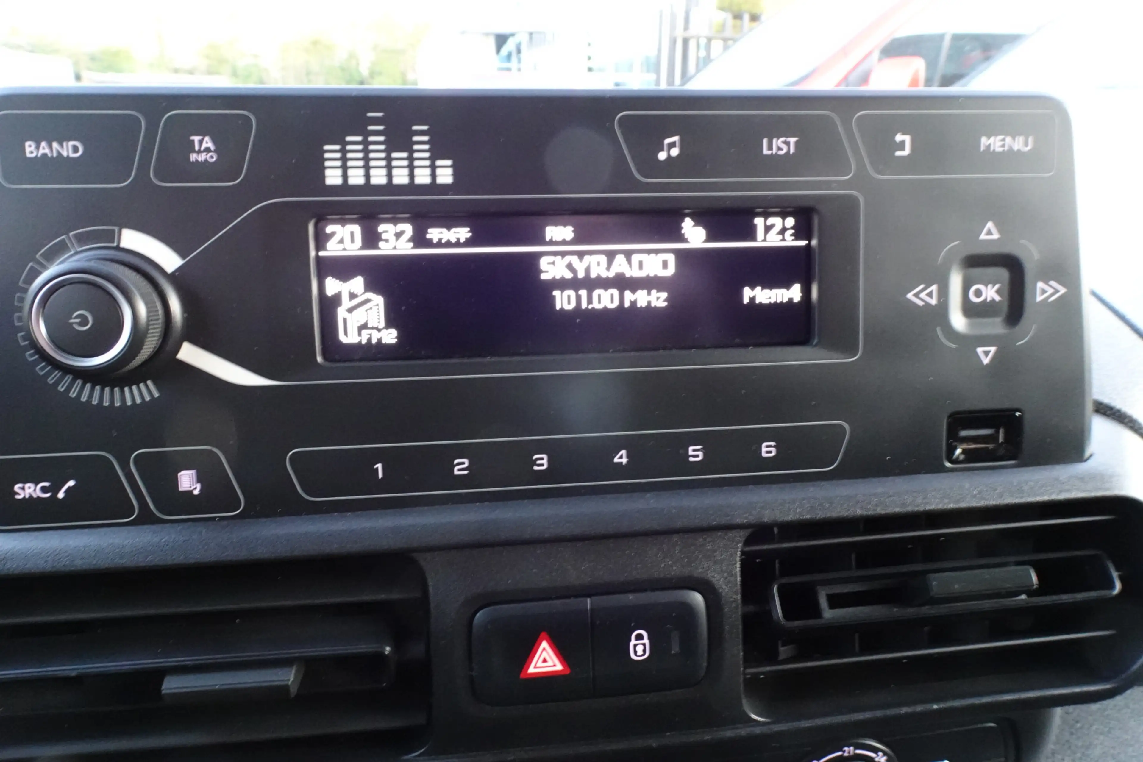 Peugeot Partner 1.6 BlueHDI Pro airco trekhaak — photo 12