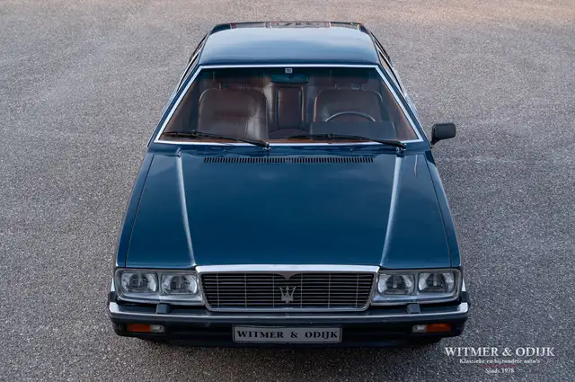 Maserati Quattroporte view 9