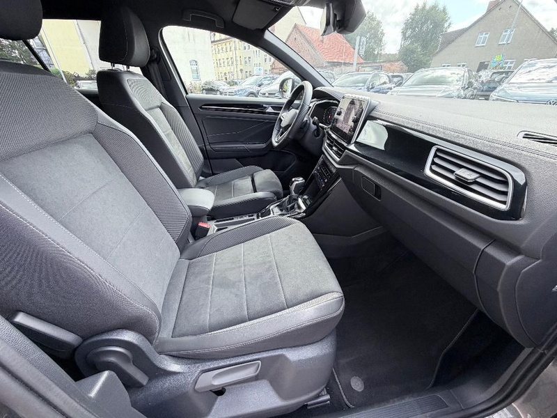 Volkswagen T-Roc R-Line 1.5 TSI DSG R-Line*LED*NAVI*ACC* — photo 6