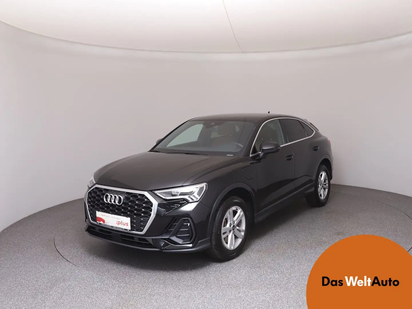 Audi Q3 e-tron 45 TFSI e Noir - 1