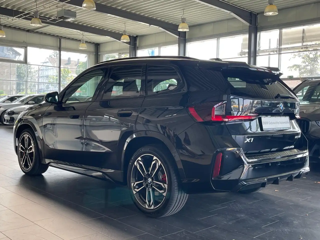 BMW X1 18i sDrive M Sport Pro A-LED/AHK/Pano/19", миниатюра 7