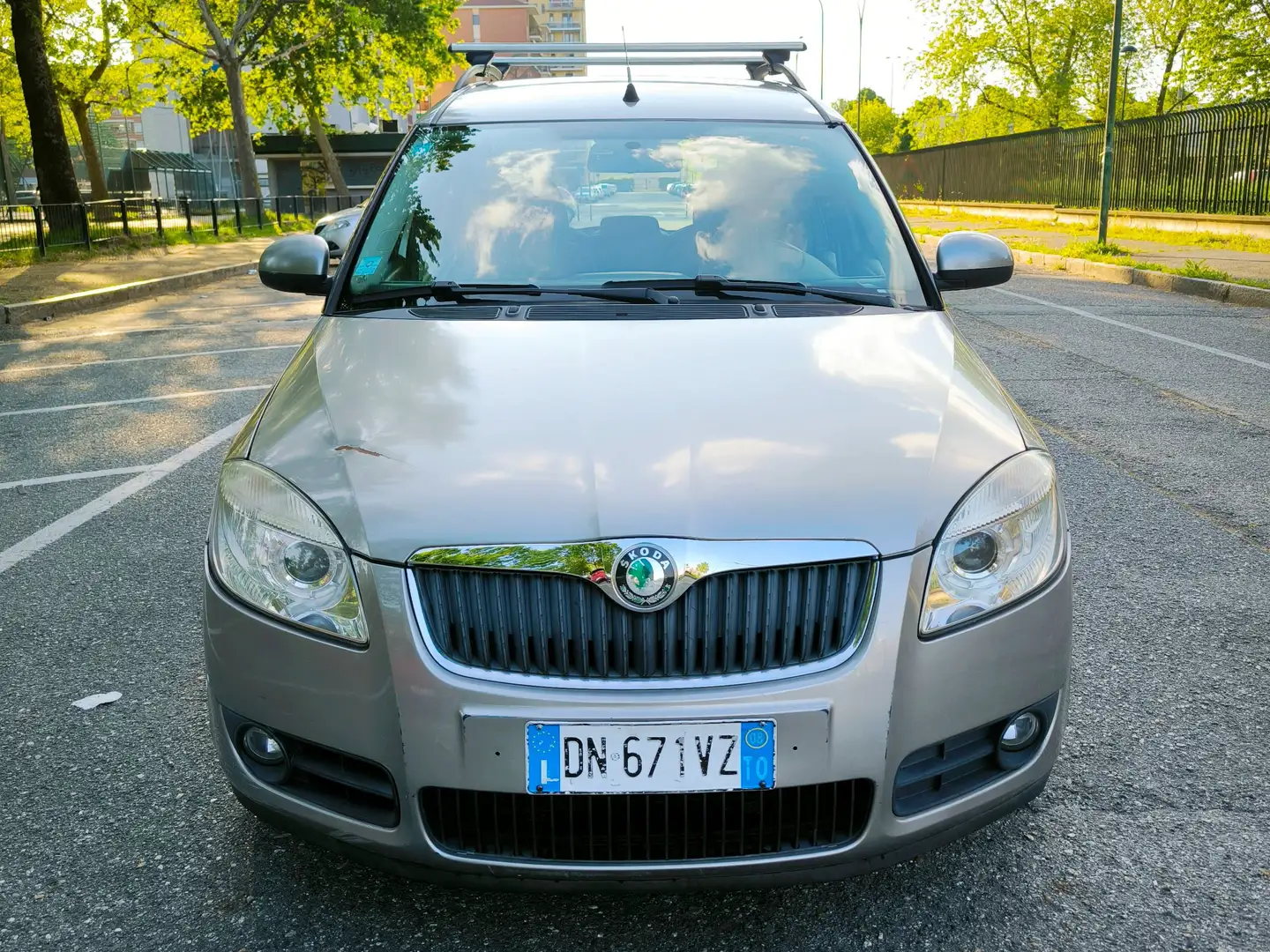 Skoda Roomster Roomster  1.4 Sport Grigio - 2