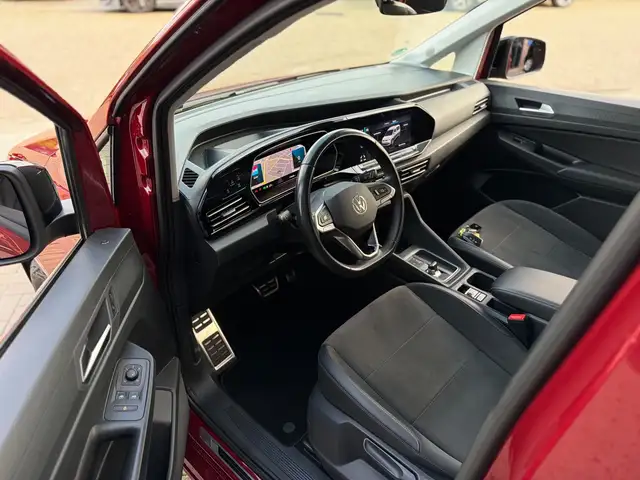 Volkswagen Caddy view 2