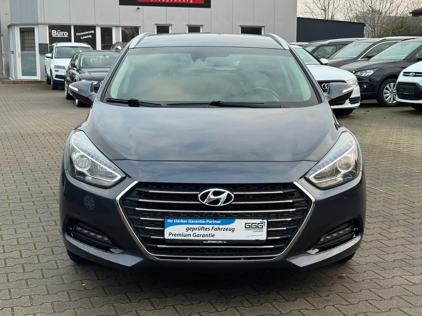 Hyundai i40 cw Automatik 1.7 CRDi "blue Style" Bleu - 2