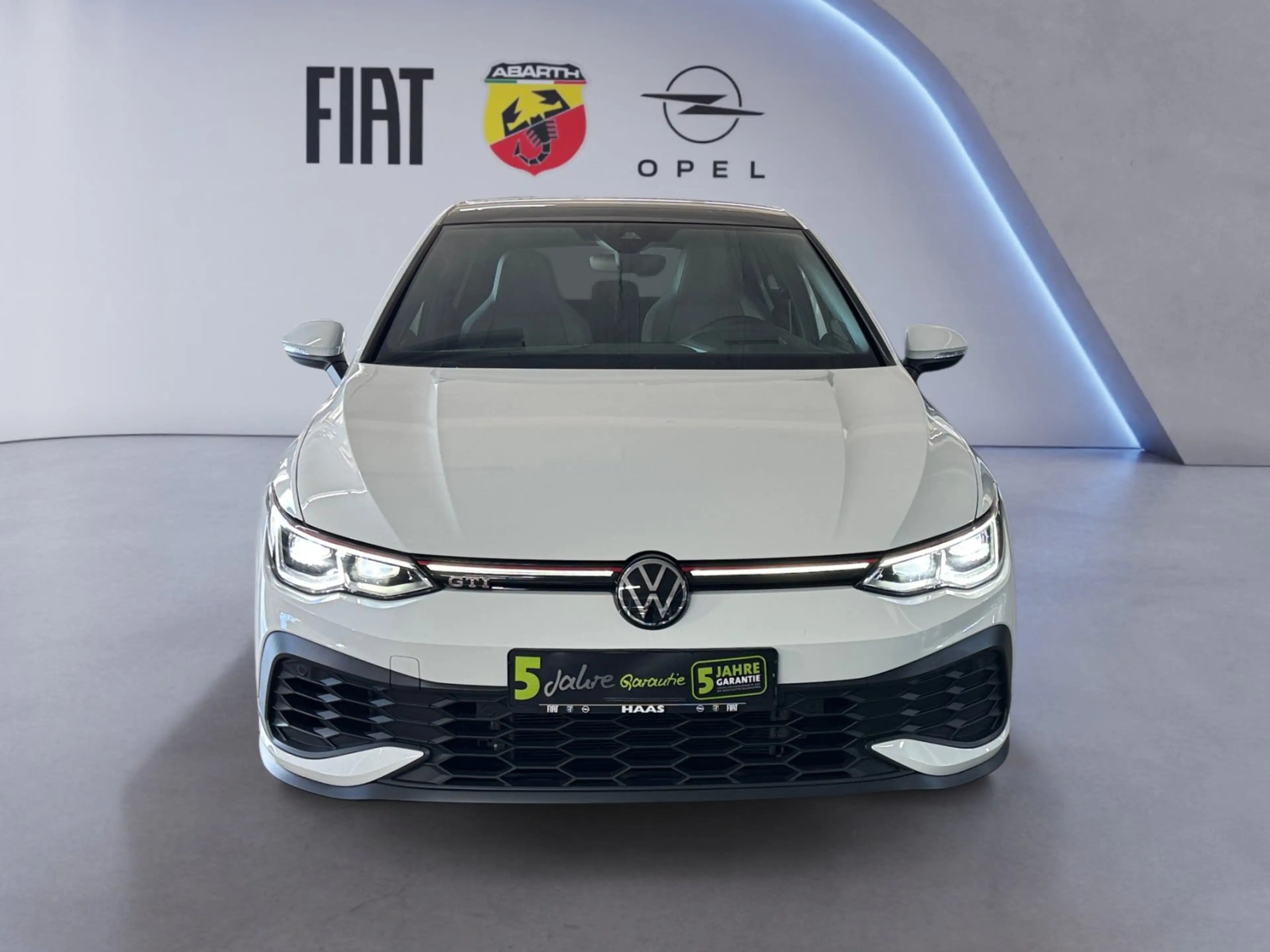 Volkswagen Golf GTI Golf VIII 2.0 TSI GTI Clubsport Top Ausstattung — photo 10