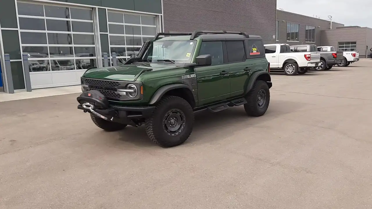 Ford Bronco photo Ford Bronco
