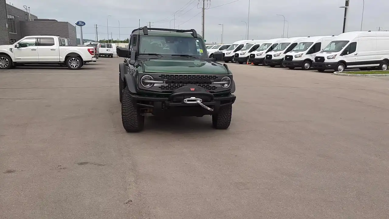 Ford Bronco photo Ford Bronco