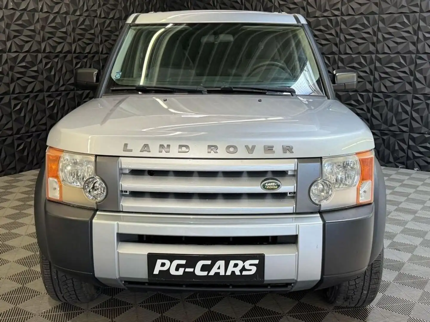 Land Rover Discovery Rover 3 2.7 TdV6 S DPF Grau - 2
