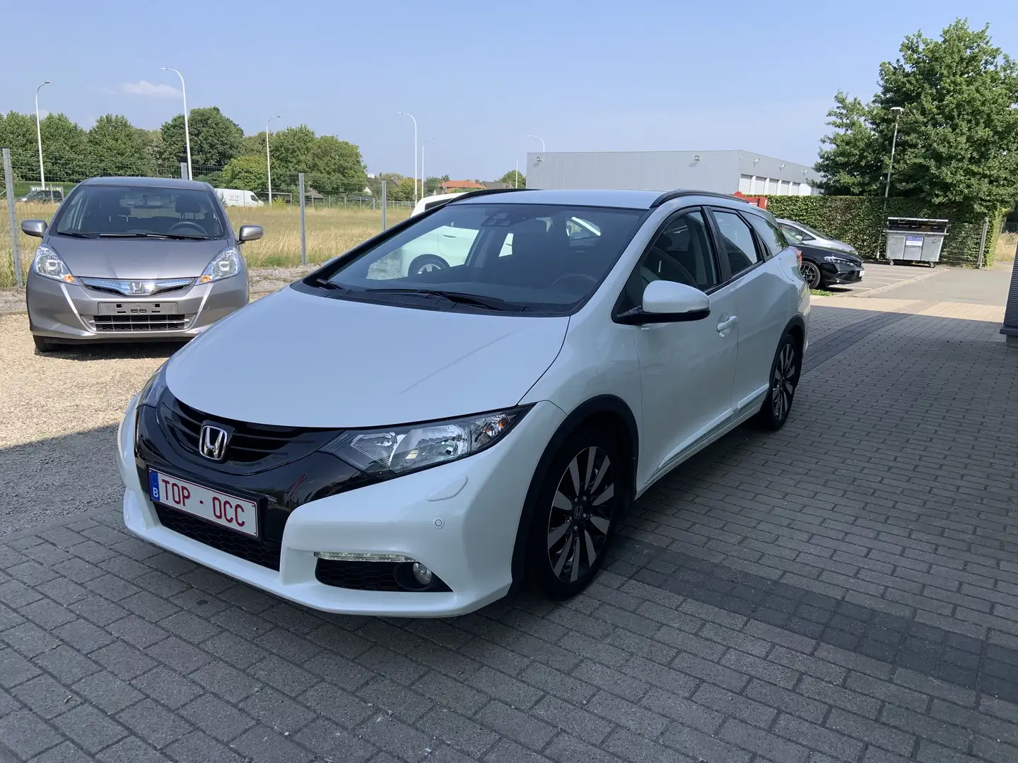 Honda Civic Civic Tourer 1.6 i-DTEC lifestyle Navigatie Blanc - 1