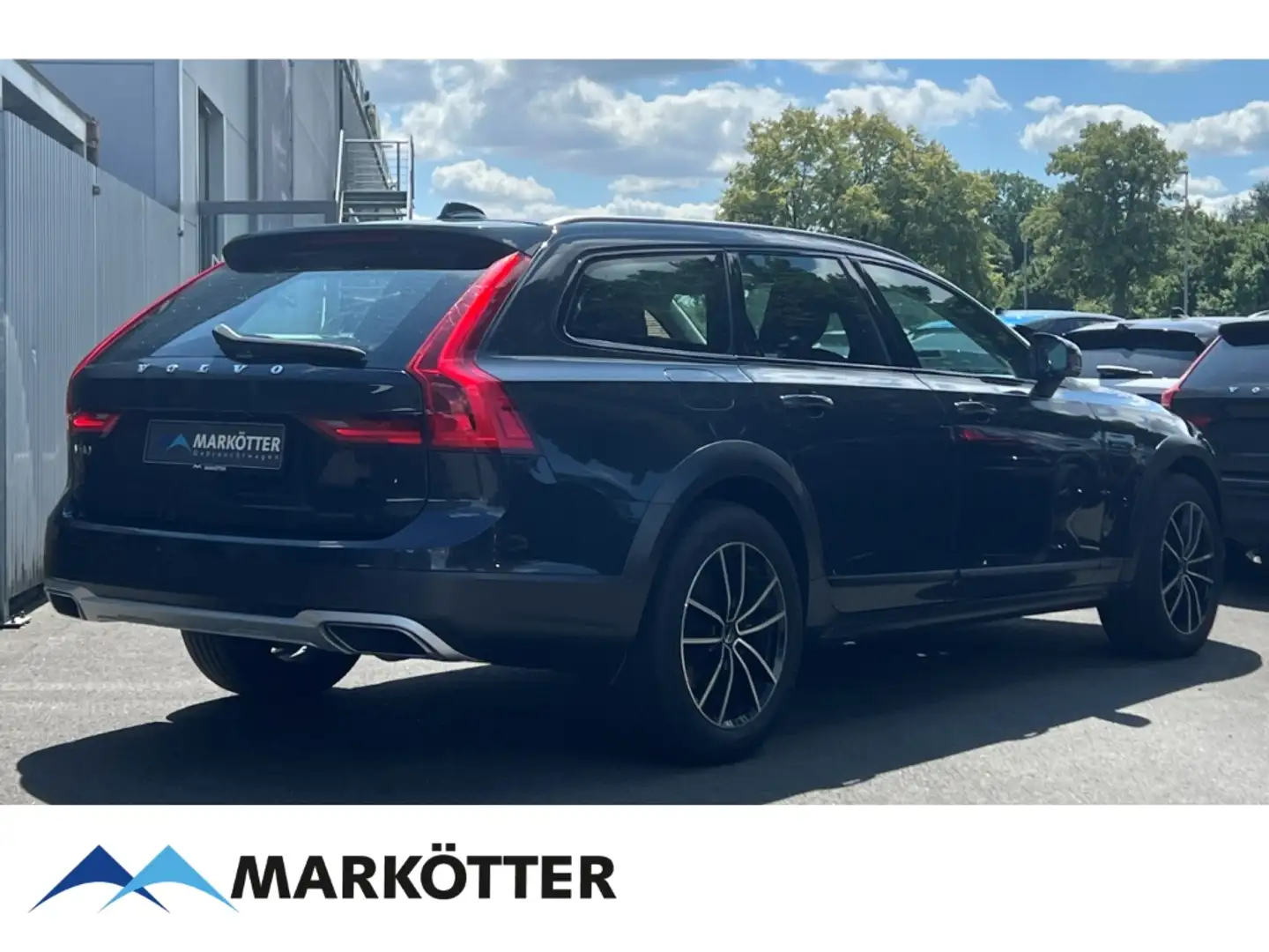 Volvo V90 D5 Cross Country Pro AWD SHZ/CAM/ACC/DAB Grigio - 2