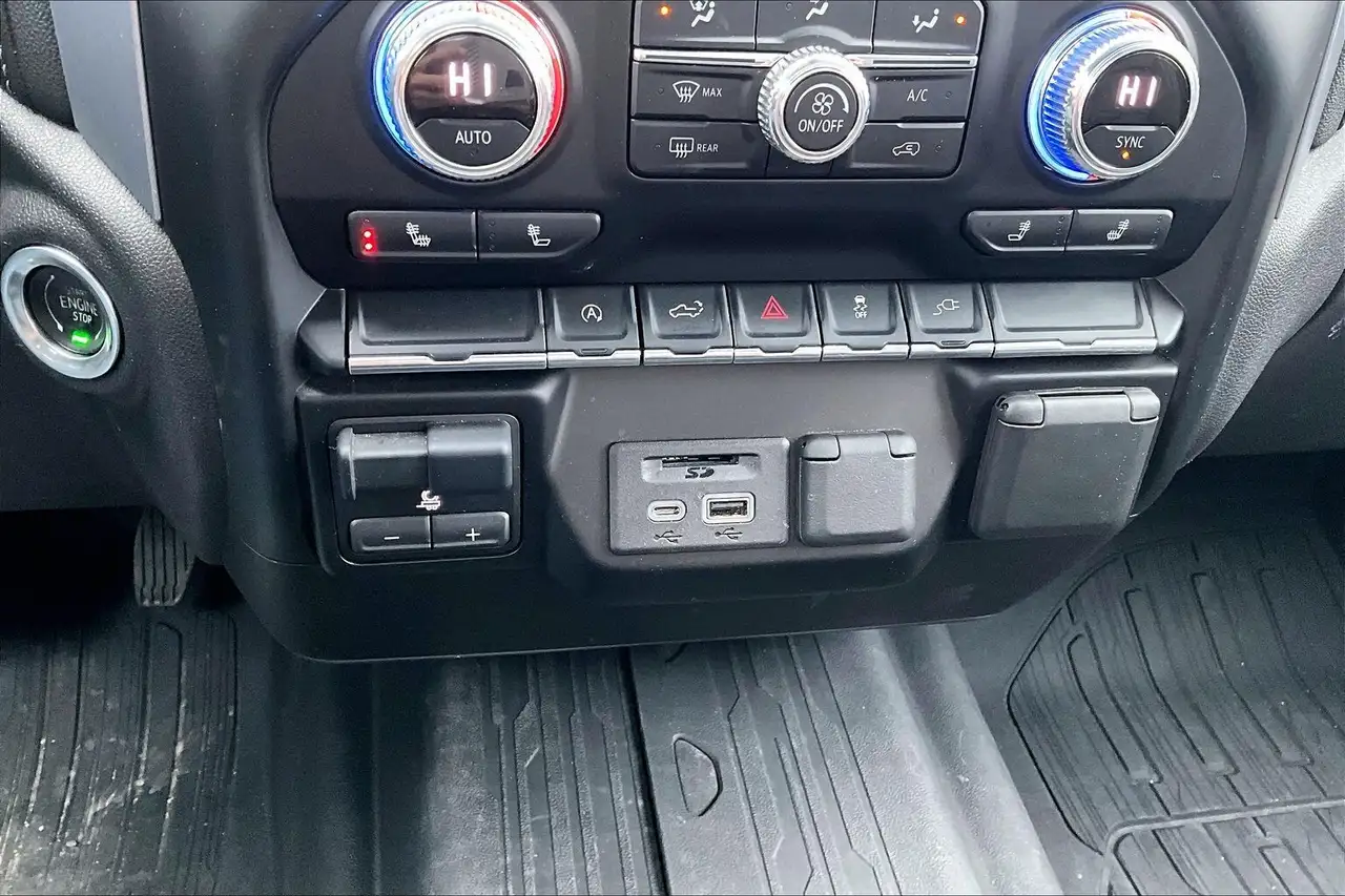 GMC Sierra 1500 снимка GMC Sierra 1500