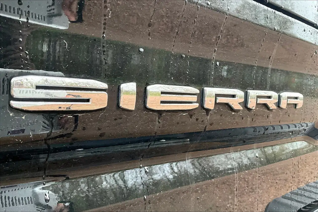 GMC Sierra 1500 снимка GMC Sierra 1500