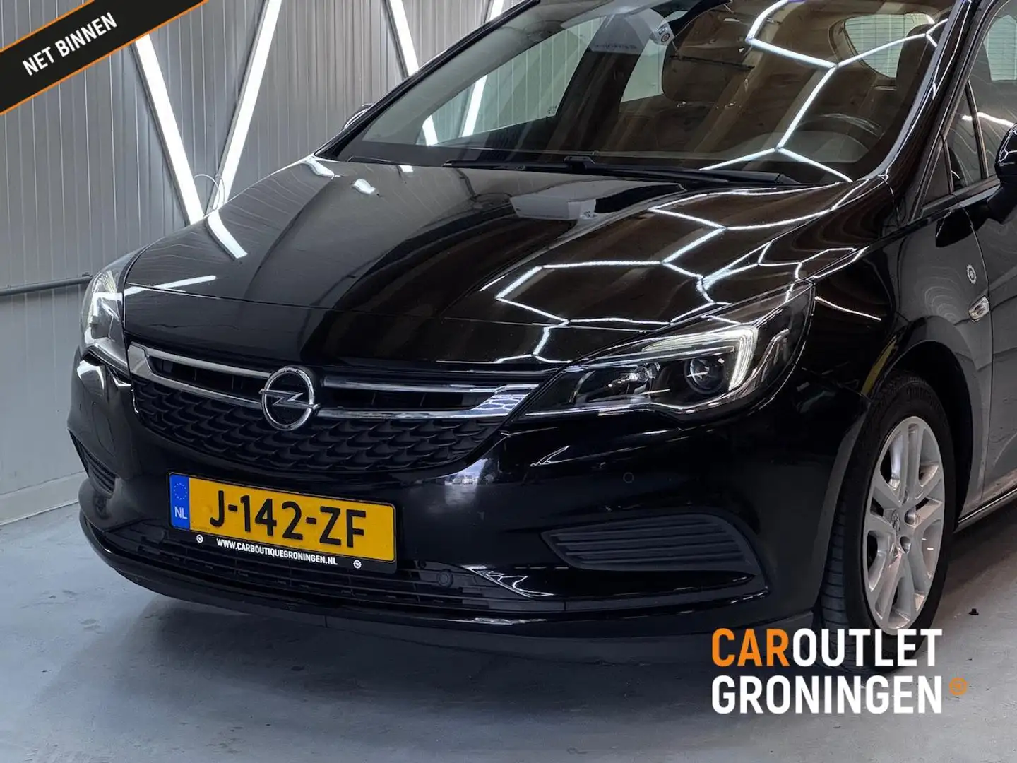 Opel Astra 1.6 CDTI Innovation | 2018 | NAVI | CRUISE | AIRCO Schwarz - 2