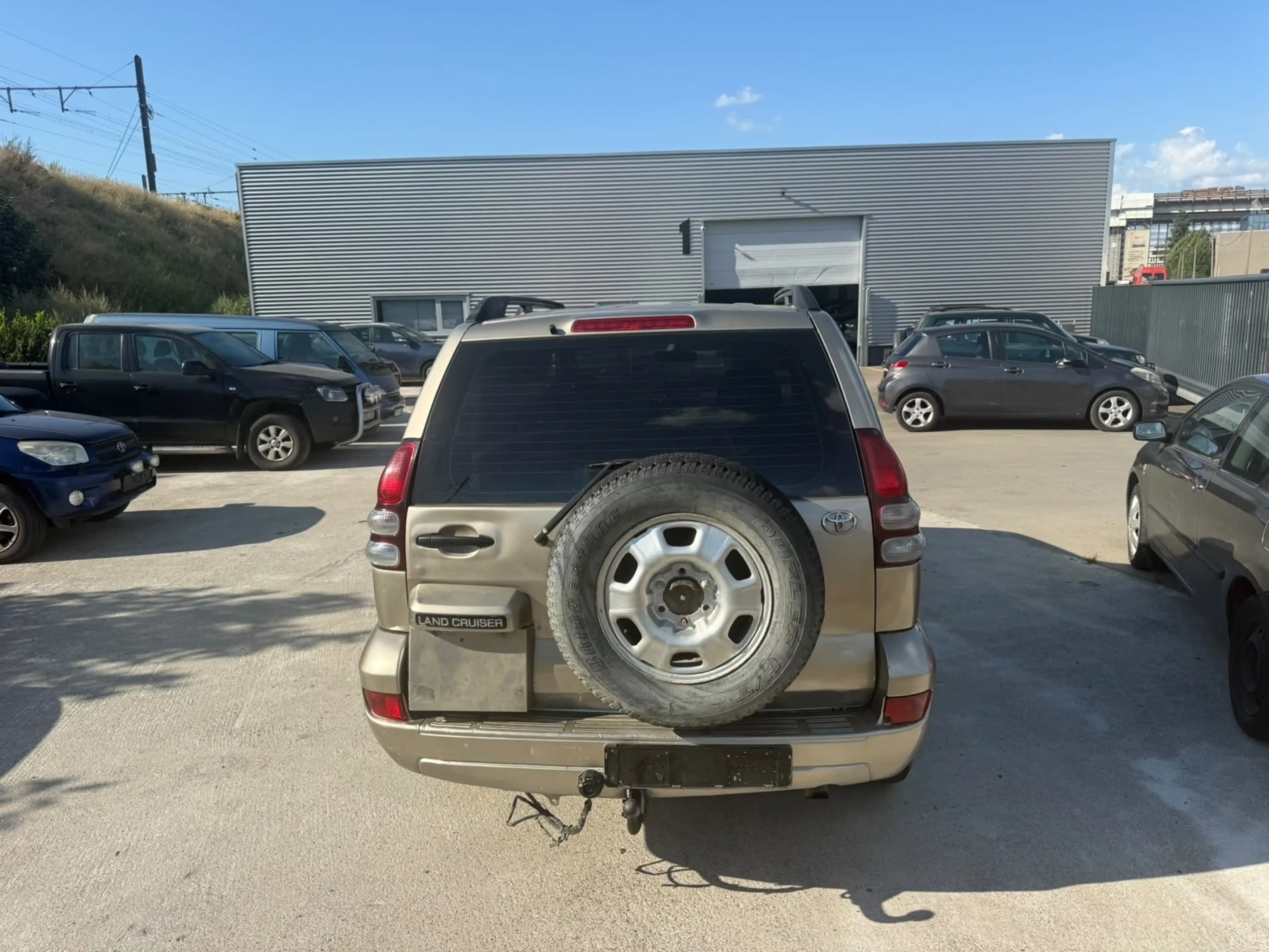 Toyota Land Cruiser Prado — photo 5