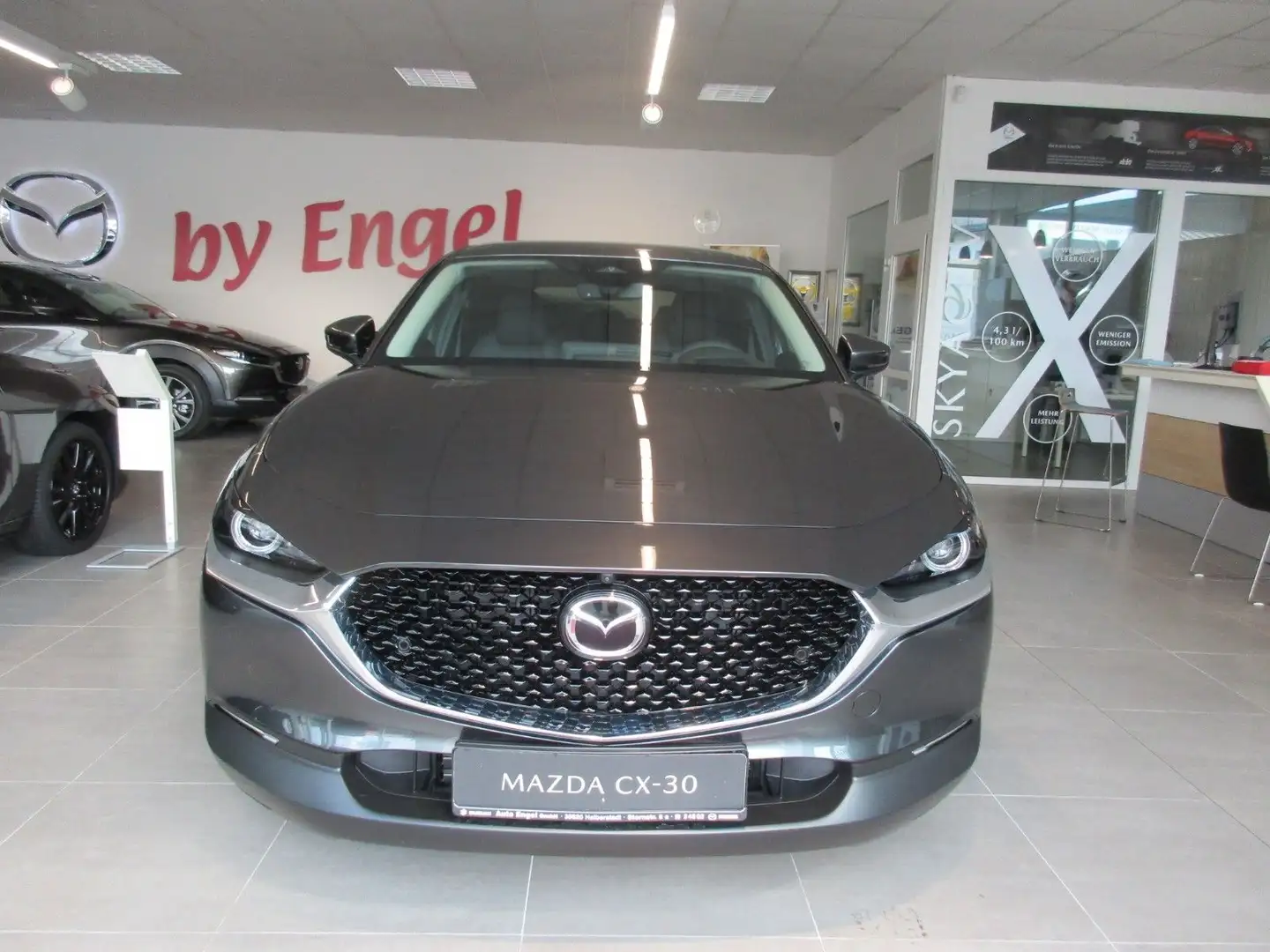 Mazda CX-30 B 140 AT Exclusive/Matrix/Bose Grijs - 2