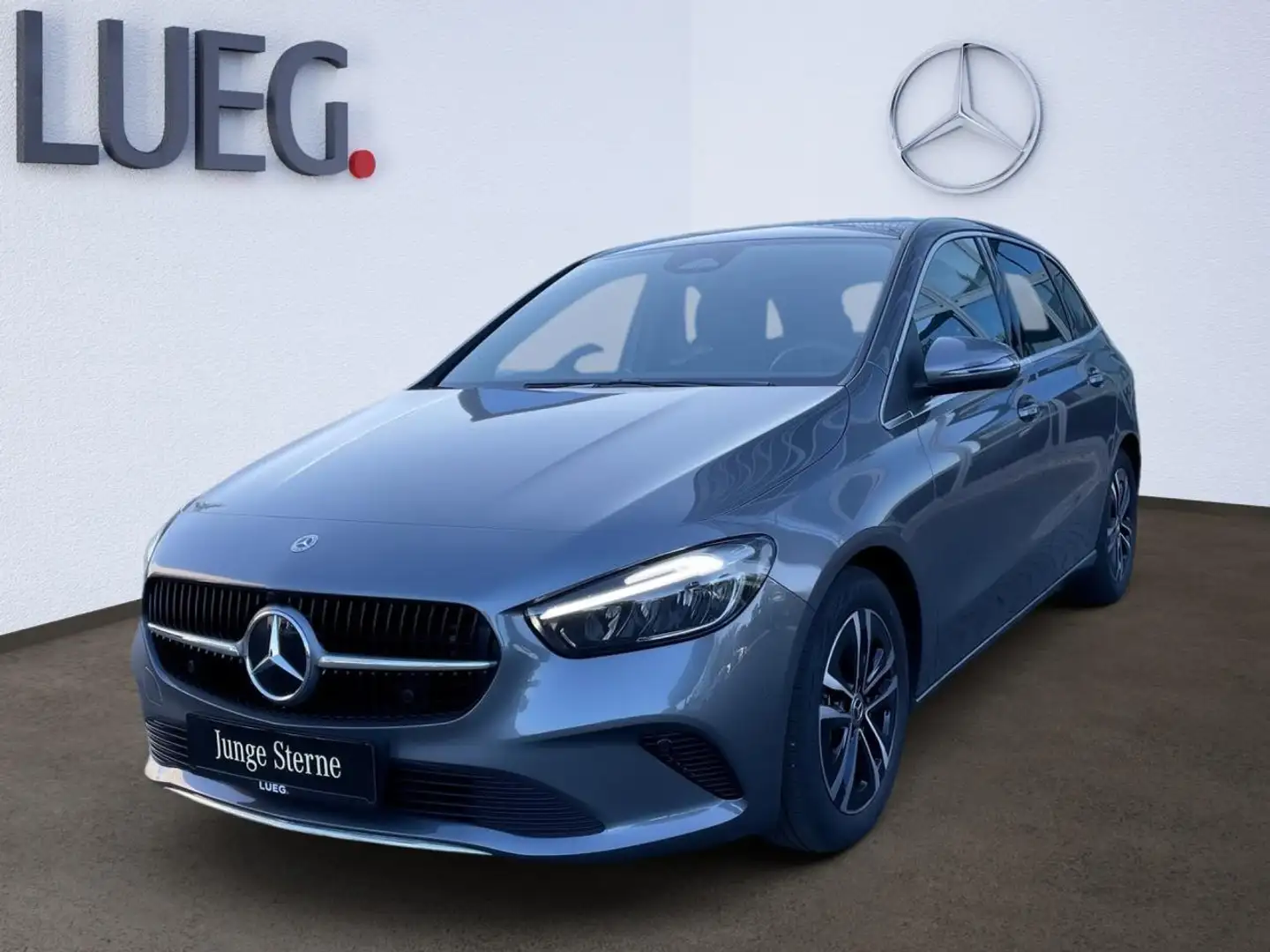 Mercedes-Benz B 180 PROGRESSIVE-ADVANCED+LENKRADHZG+KAMERA+LED Gris - 1