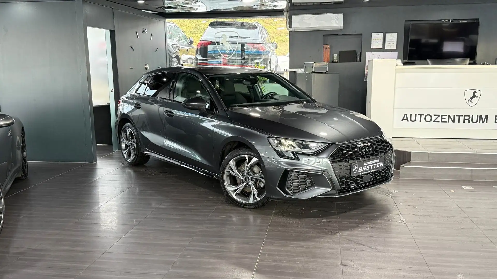 Audi A3 Sportback 40 TFSI e S line*ACC*LED*Sound Grau - 1